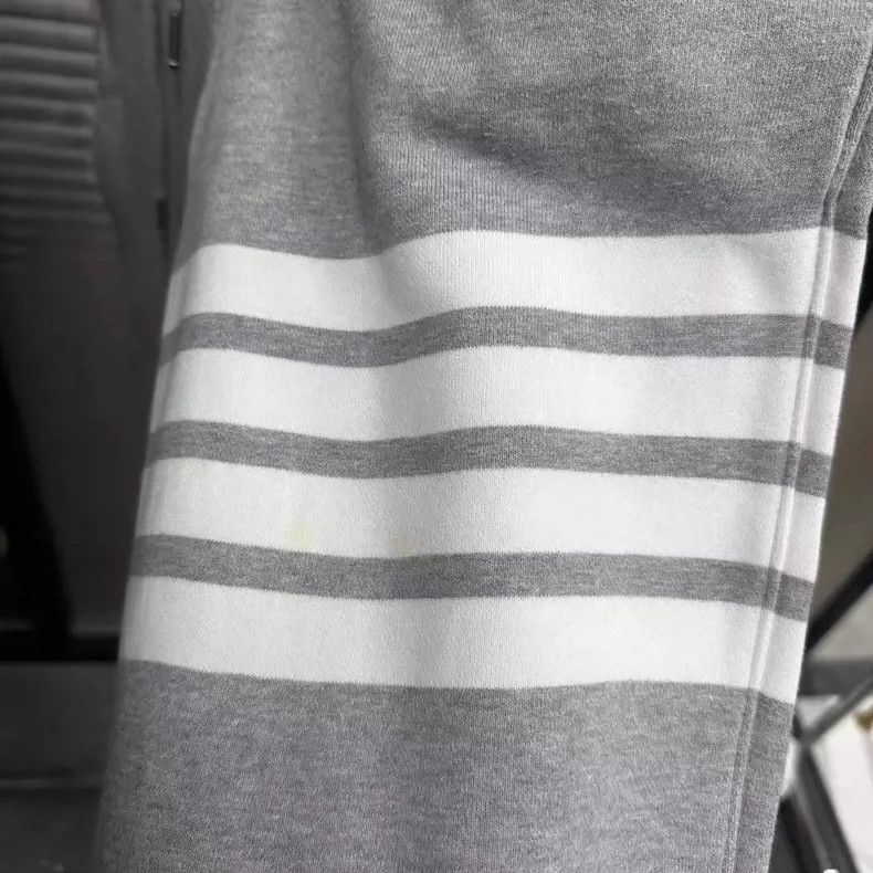 Thom Browne Thom browne Size 1 Gray sweatpants 2504-Nextarrow Size US 28 / EU 44 - 3 Thumbnail