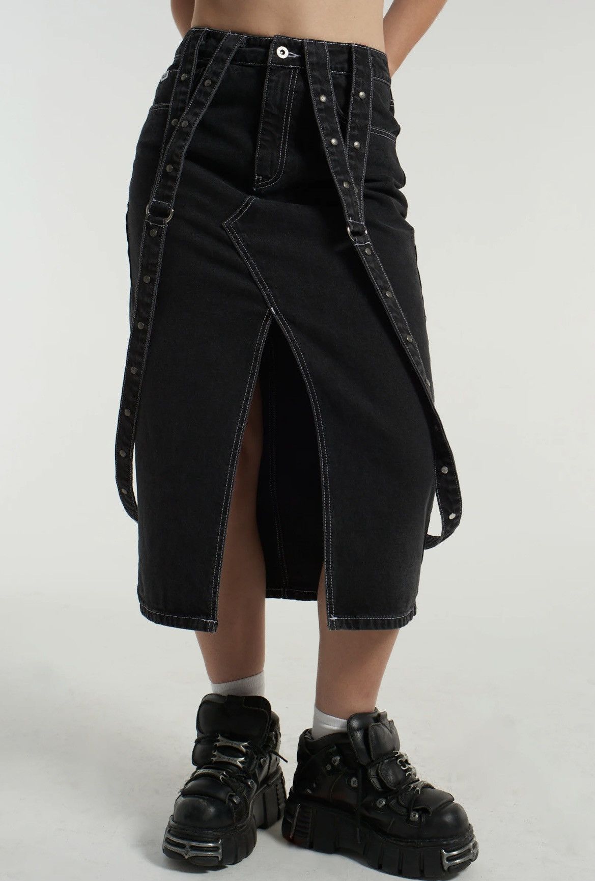 The ragged priest nexus skirt 30”