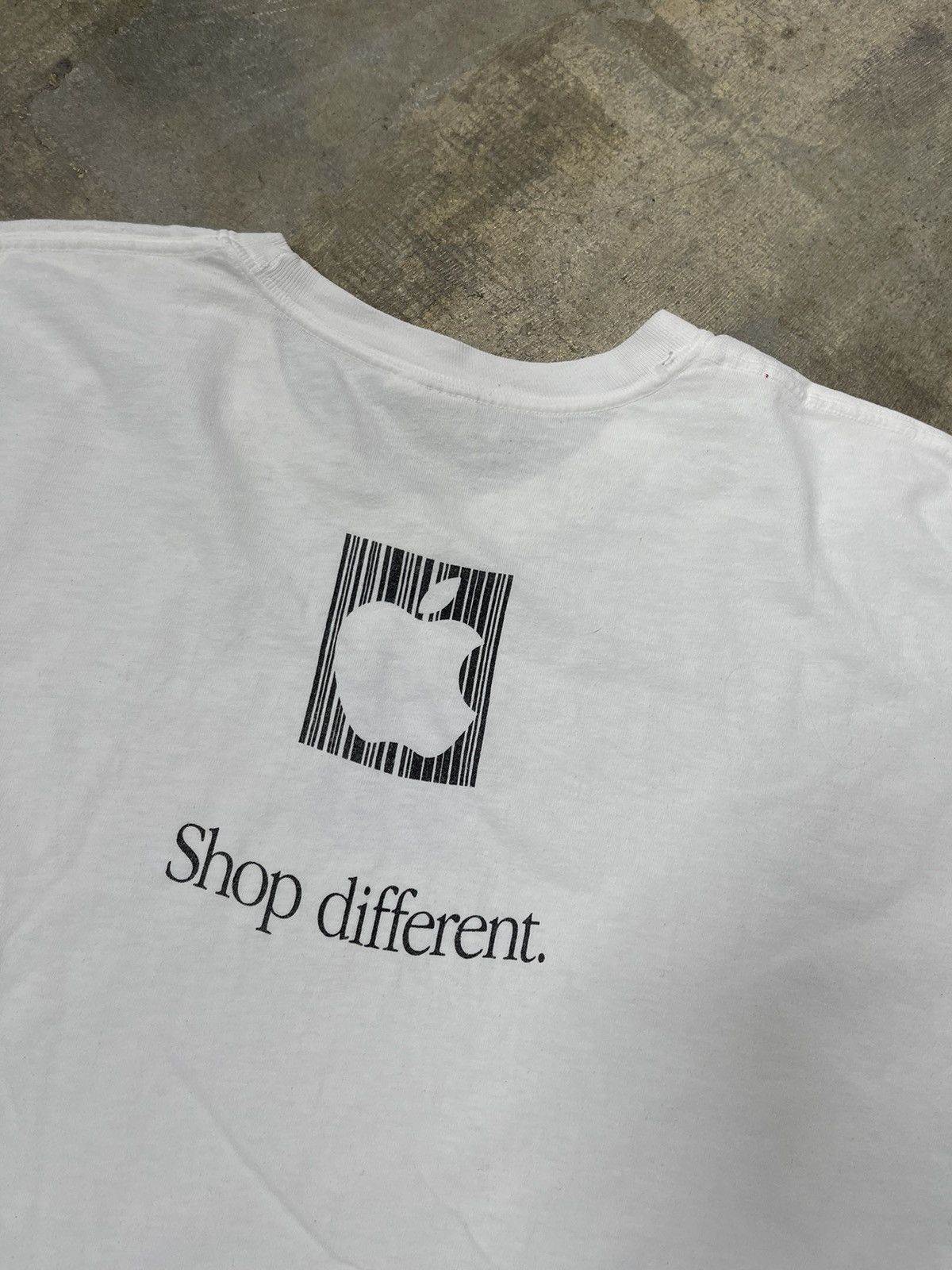 Apple × Vintage Vintage Apple Shop Differenf Logo Tee Size US XL / EU 56 / 4 - 5 Thumbnail