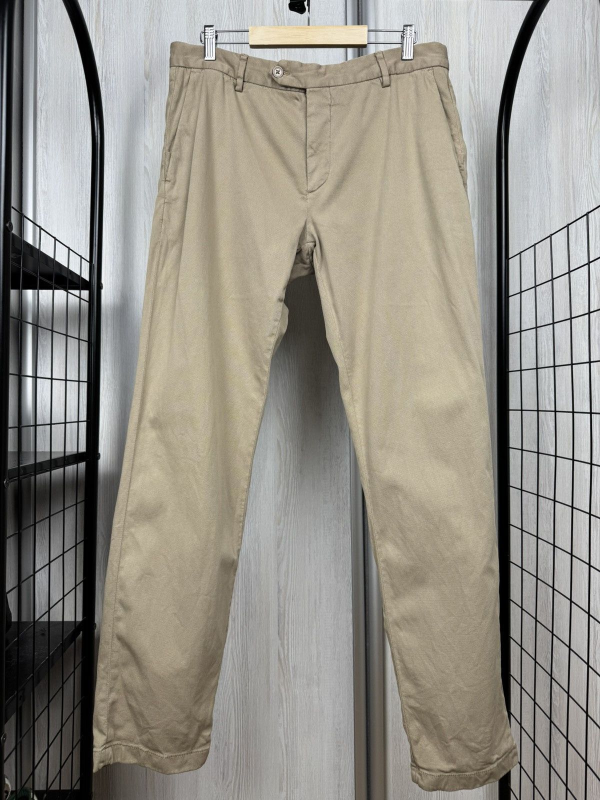 Boggi Boggi Milano beige classic pattern chinos casual pants Size US 34 / EU 50 - 3 Thumbnail