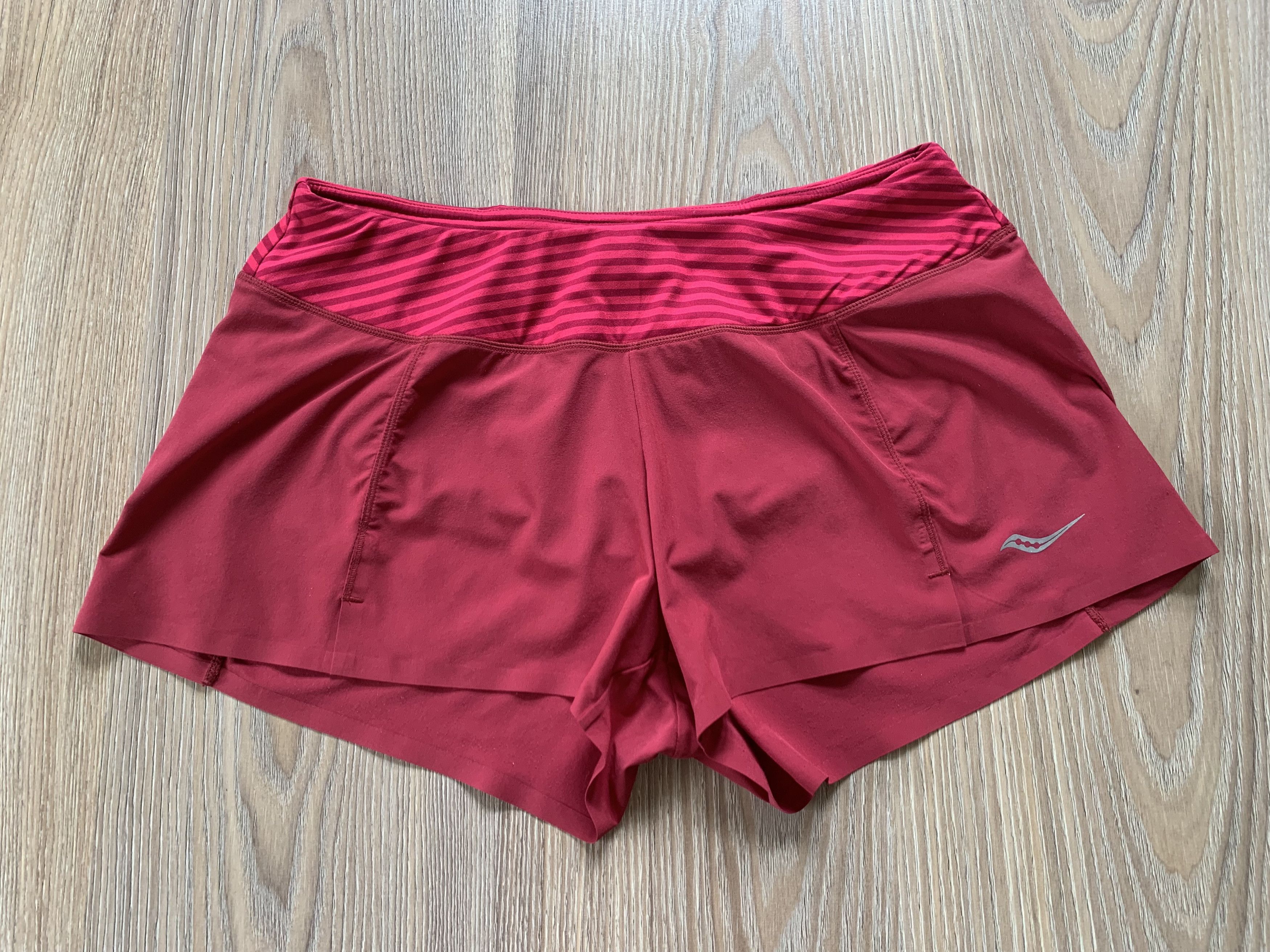 Saucony Nike Womens Running Shorts Size 28" / US 6 / IT 42 - 2 Thumbnail