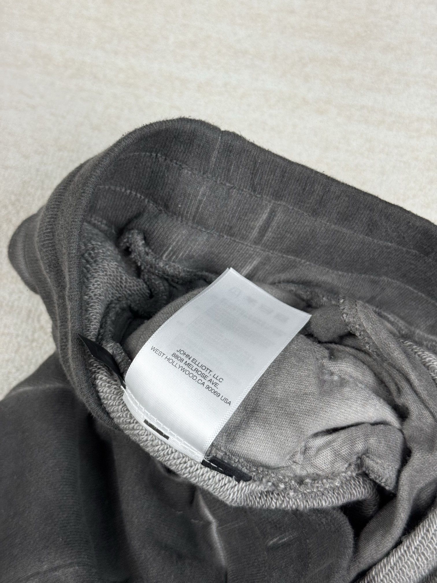 John Elliott × Mastermind Japan john elliott x MMJ sweatpants Size US 30 / EU 46 - 12 Thumbnail