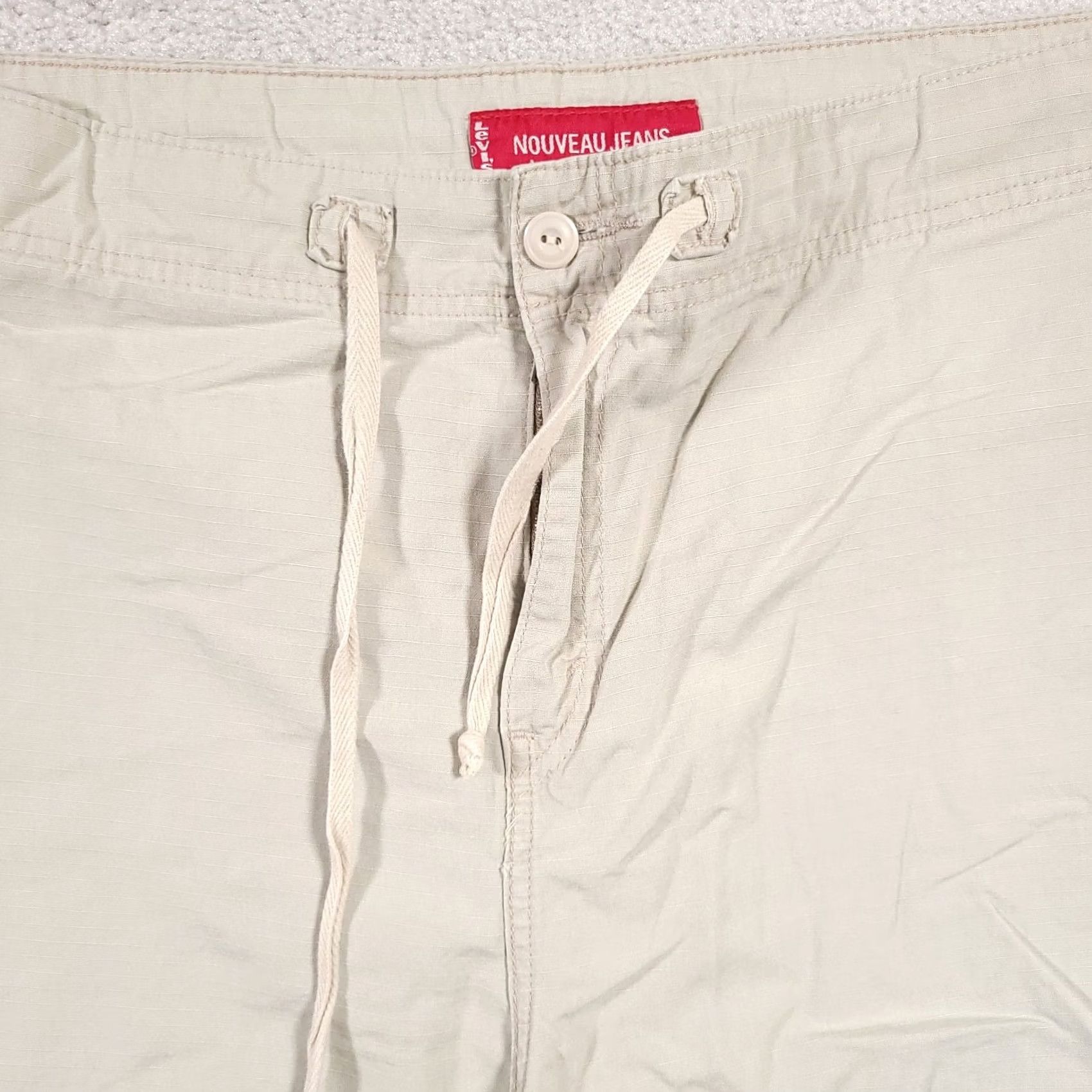 Levi's VINTAGE Levi's Nouveau Shorts Womens 3X Beige Red Tab Drawstring Ripstop, 90s, Casual, Summer, Plus Size Womens Size 30" / US 8 / IT 44 - 3 Thumbnail