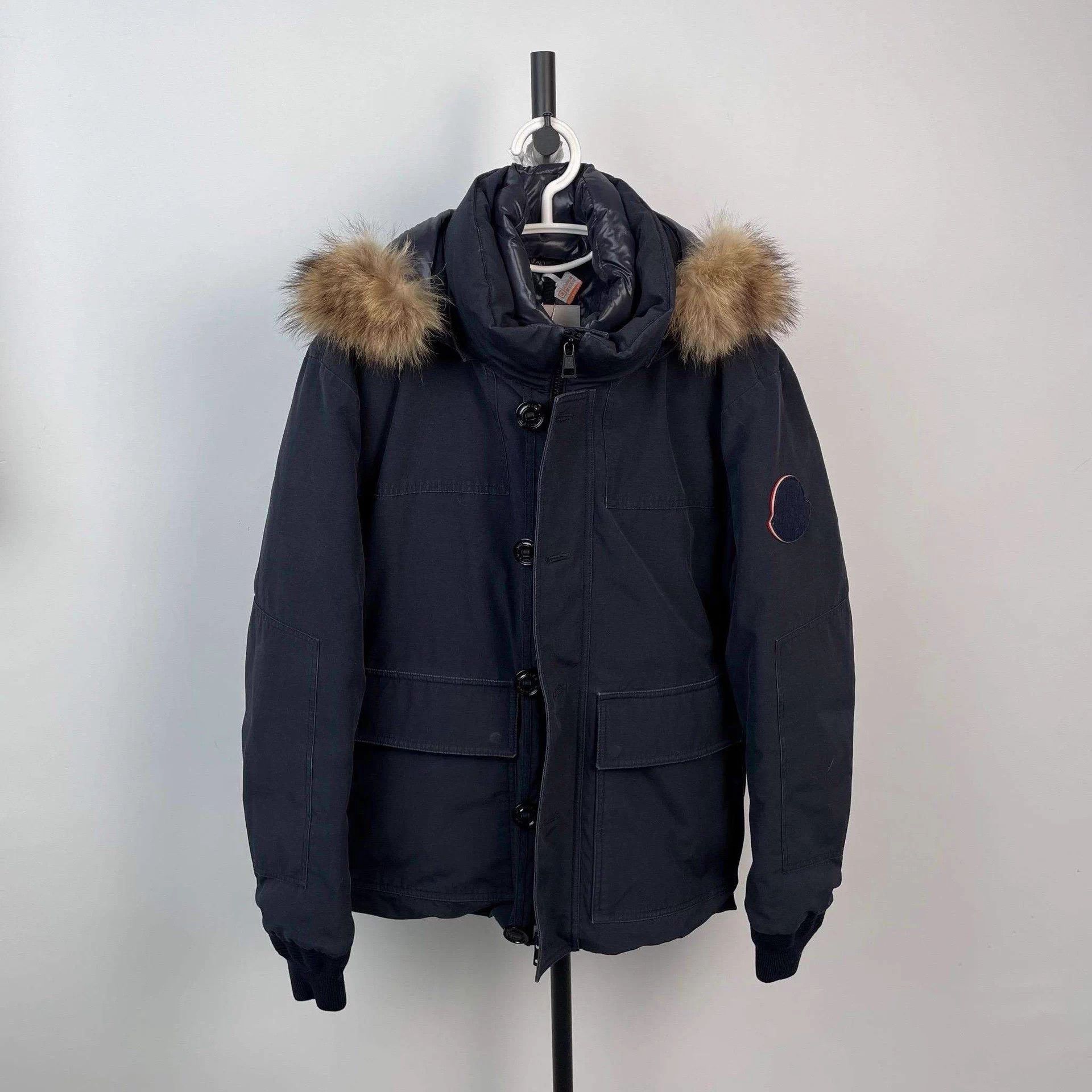 Moncler MONCLER 4 down jacket Size US XL / EU 56 / 4 - 1 Thumbnail