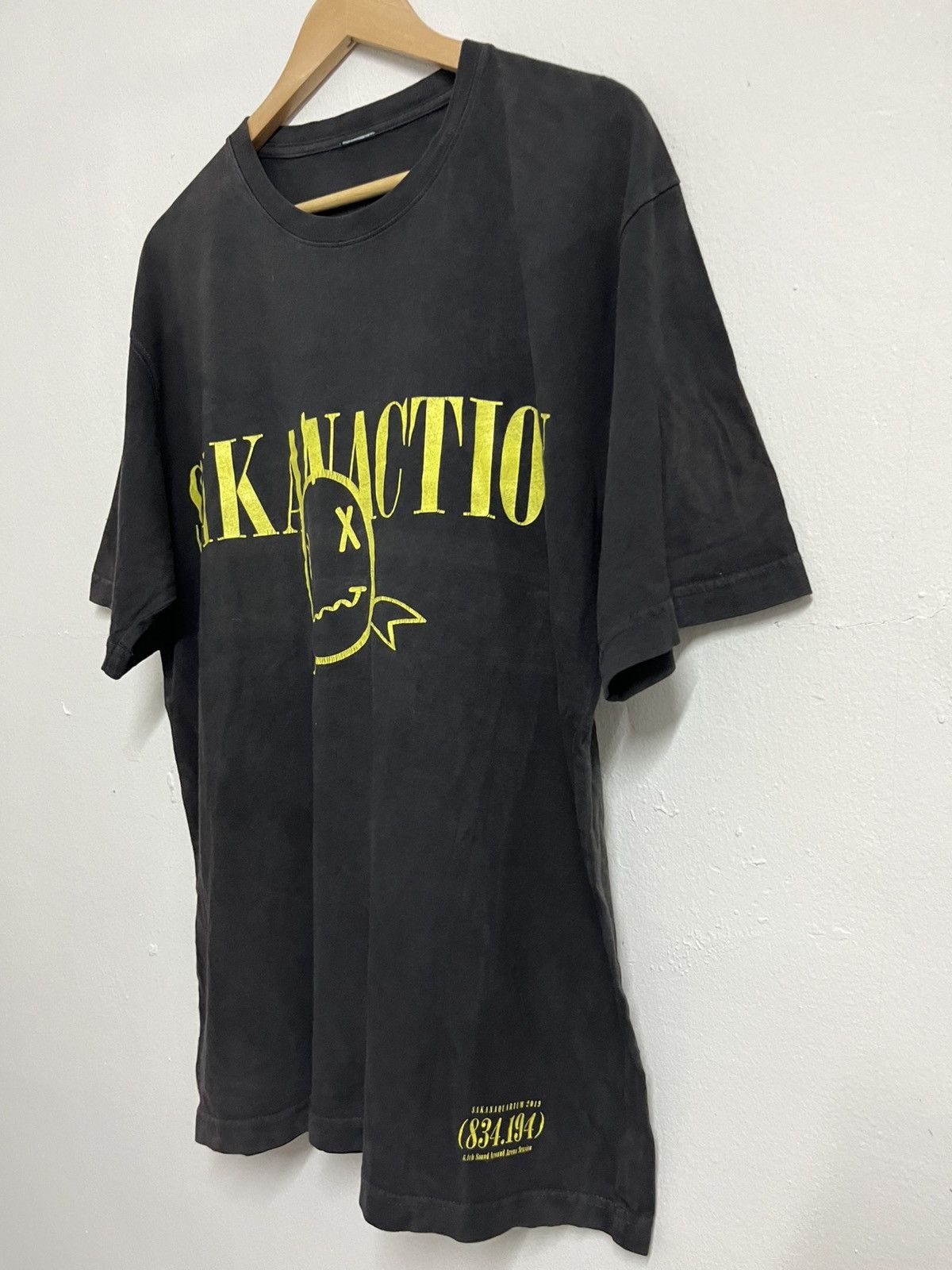 Japanese Brand 💥Perfect Faded SKANACTION NIRVANA SMILEY GRUNGE RIP OFF Tee Size US XL / EU 56 / 4 - 2 Thumbnail