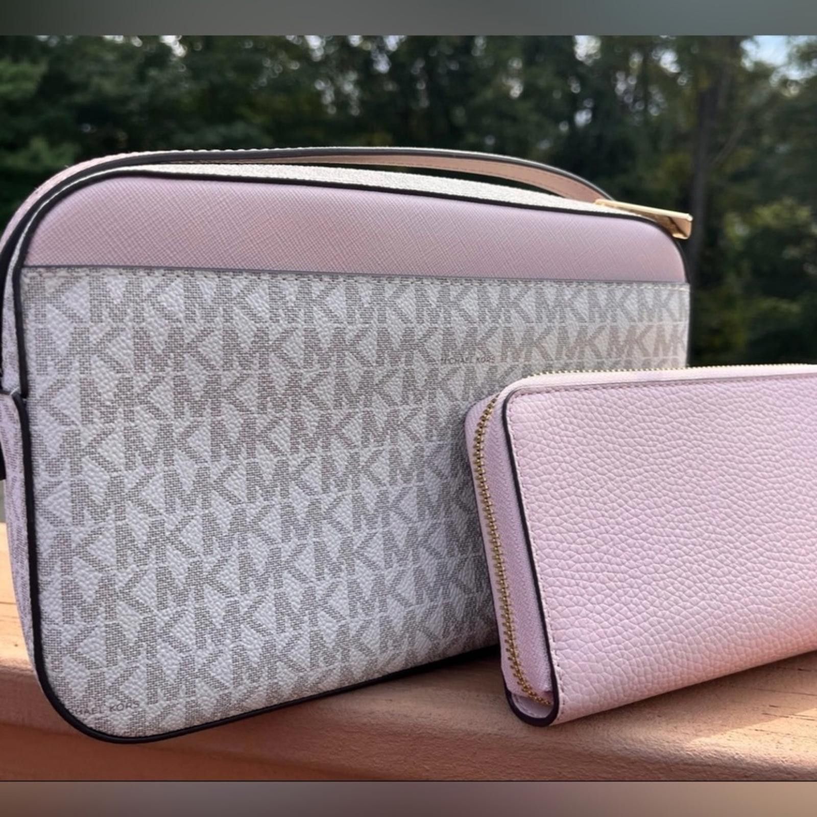Michael Kors Michael Kors Powder Blush Crossbody Bag W/Continental Wallet Size ONE SIZE - 3 Thumbnail