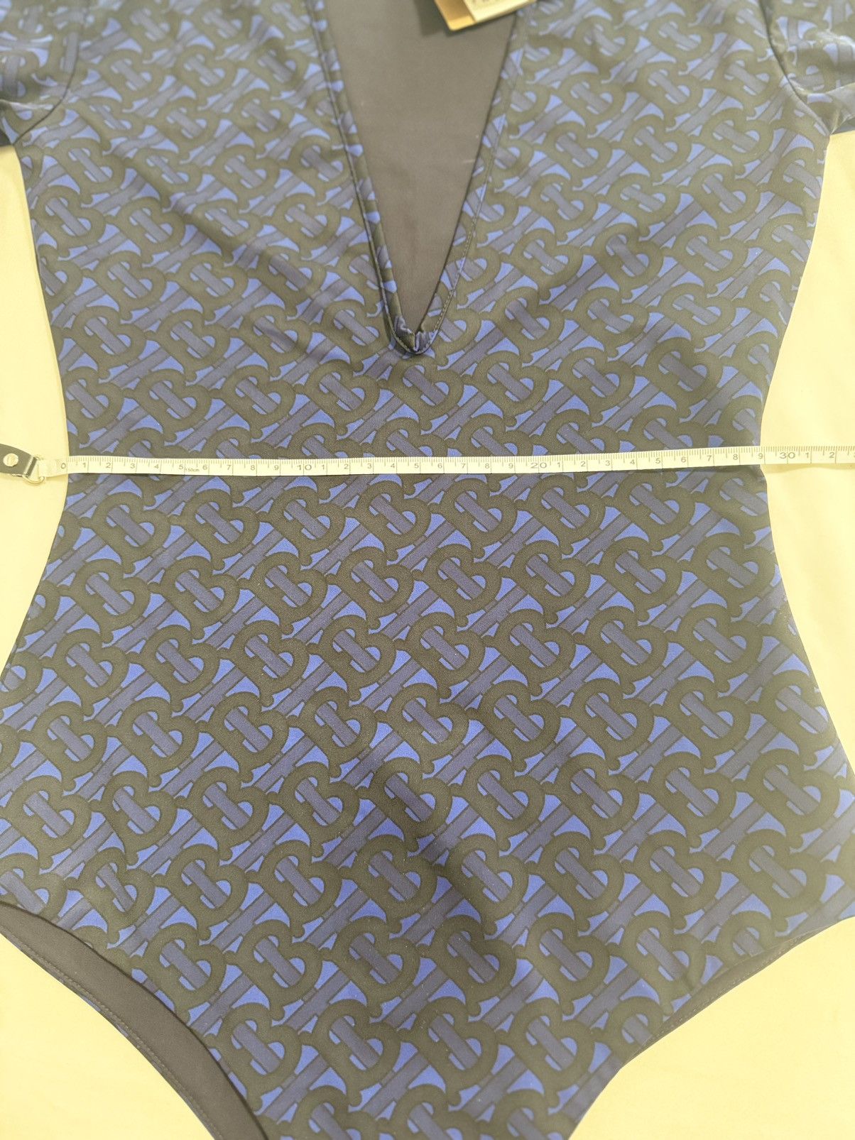 Burberry NWT Burberry TB Monogram plunging neckline Bodysuit in XS Size XS / US 0-2 / IT 36-38 - 11 Thumbnail