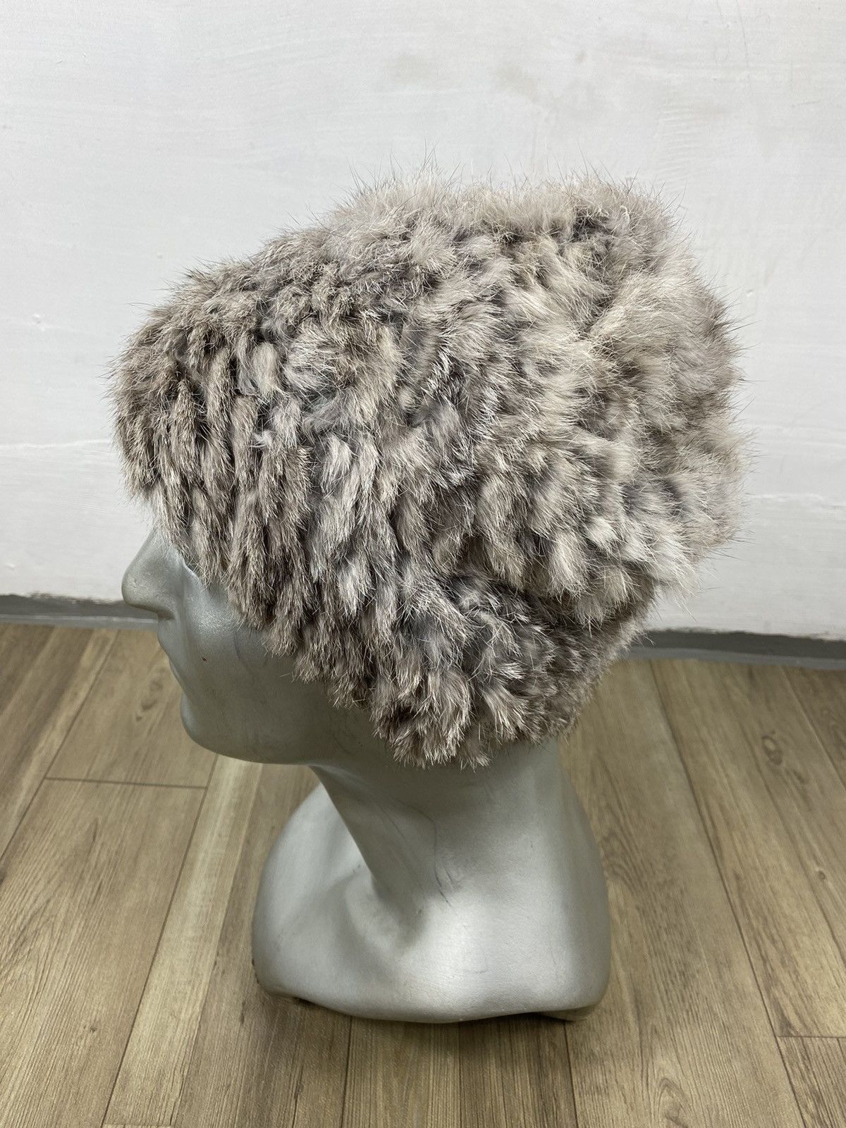 Japanese Brand Override Fur Beanie Hats Size ONE SIZE - 3 Thumbnail