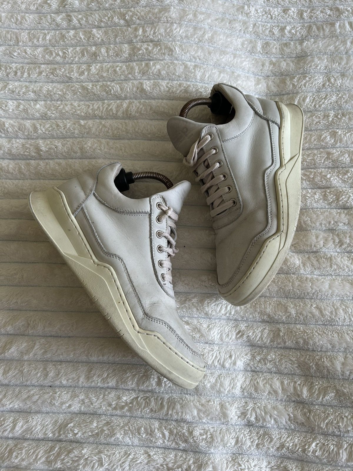 Filling Pieces Filling Pieces Streetwear Low Top Sneakers Size 39-40 Size US 6.5 / EU 39-40 - 1 Thumbnail