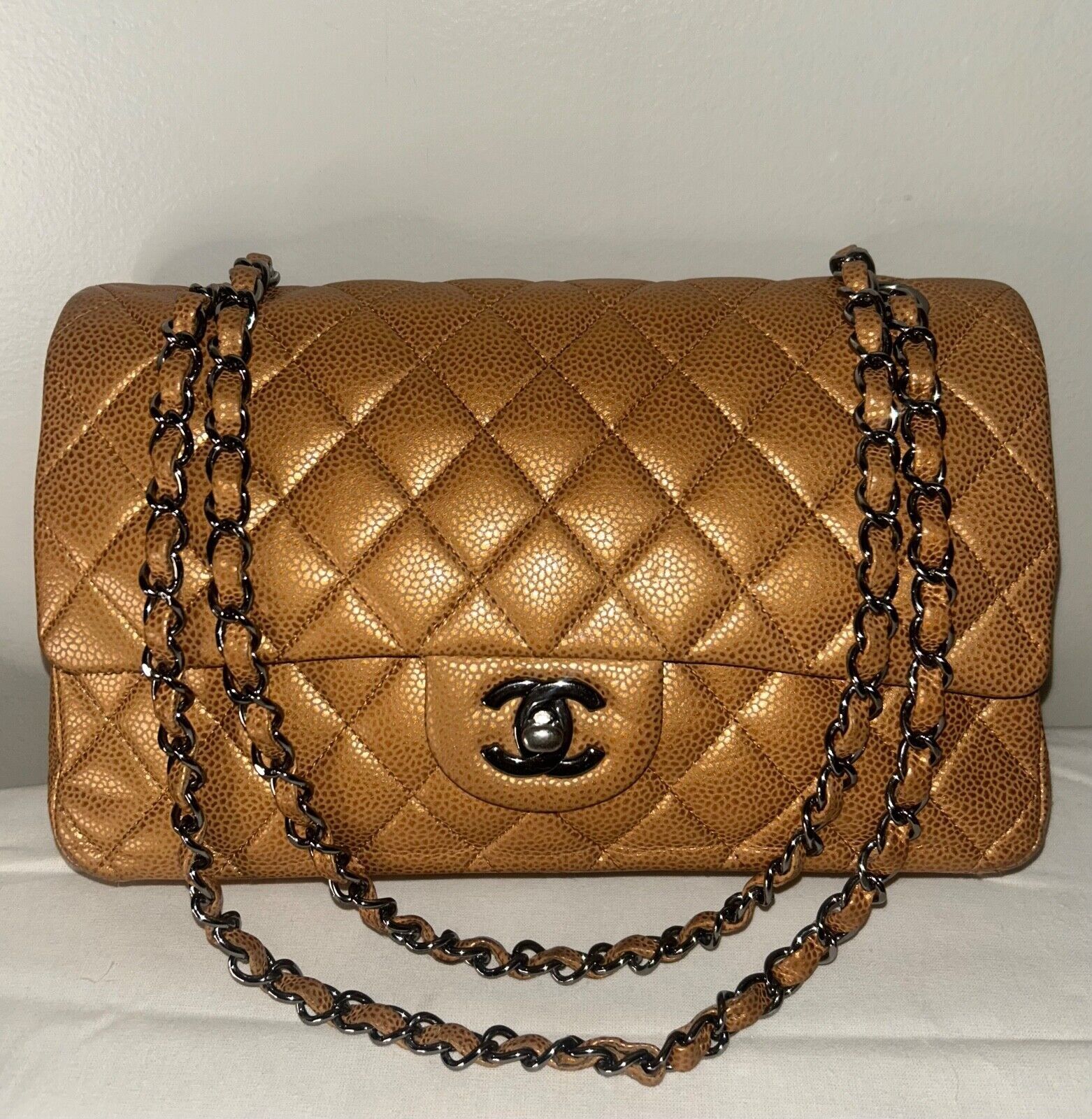 Chanel CHANEL Medium Double Flap Metallic Caviar Leather Bag Golden Size ONE SIZE - 1 Thumbnail