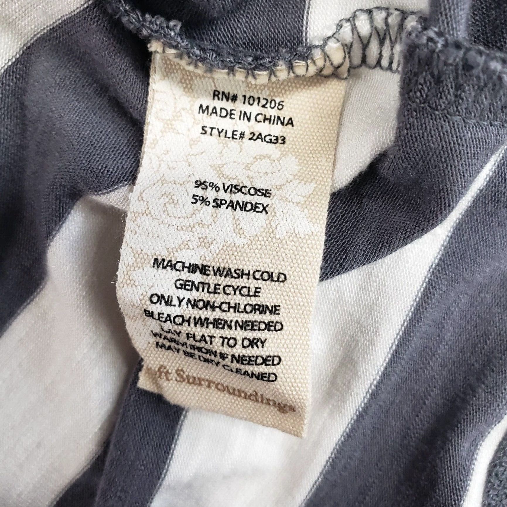 Soft Surroundings Soft Surroundings Blouse Womens Adrift Top 3/4 Sleeve Large Gray White Stripe Shirt Women L White Stripe Adrift Top Size L / US 10 / IT 46 - 6 Thumbnail