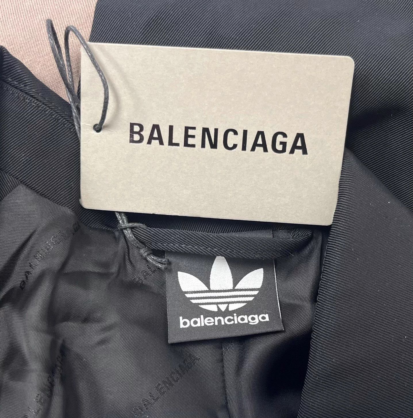 Balenciaga Balenciaga x adidas originals men's black like new blazer XS Size US XS / EU 42 / 0 - 4 Thumbnail