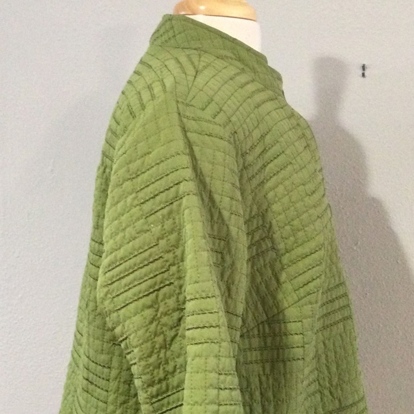 Other Dressbarn Woman Quilted Green Vintage Lined Jacket 14/16W Size XXL / US 16-18 / IT 52-54 - 6 Thumbnail