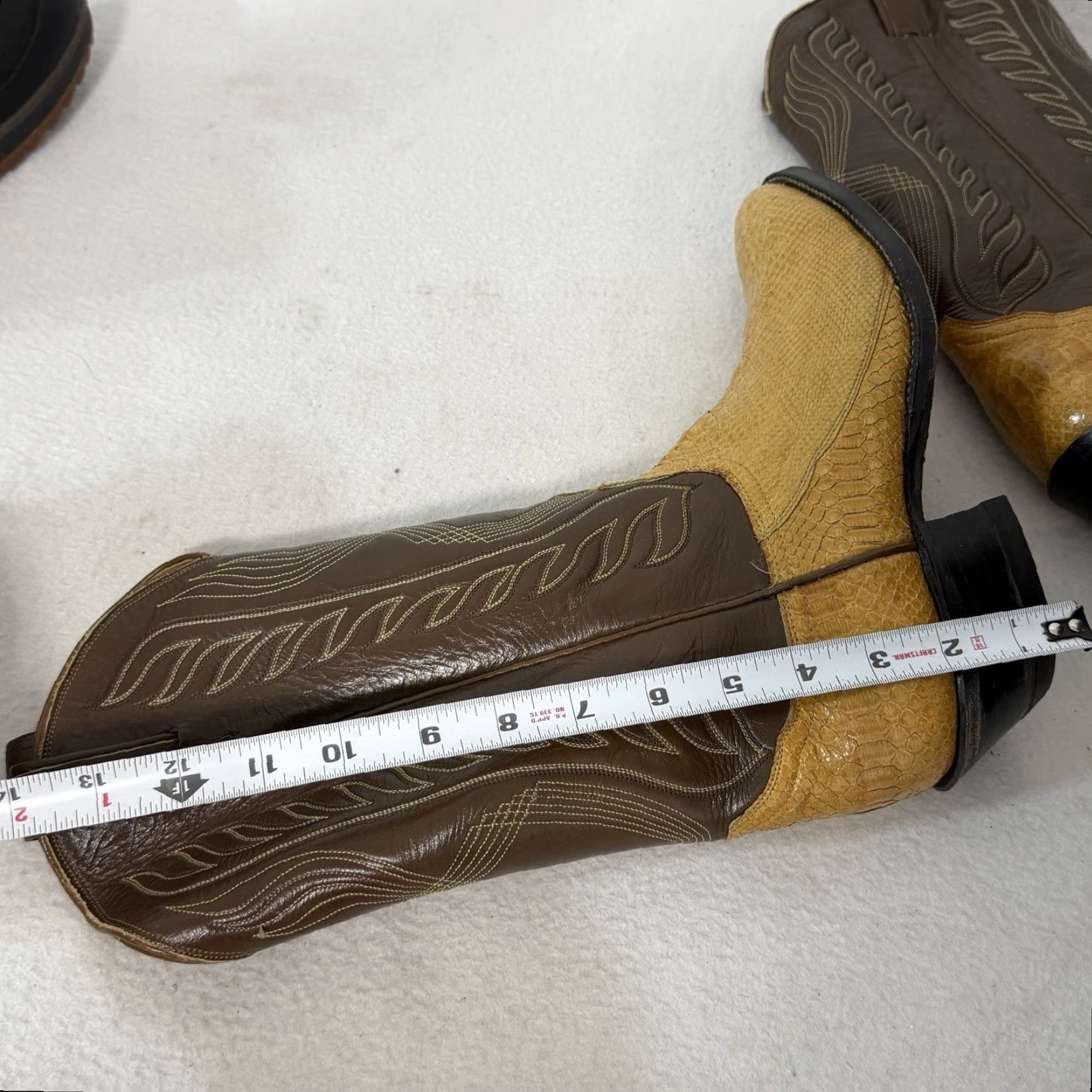 Tony Lama VINTAGE Tony Lama Western Boots Men’s 8.5 D Yellow Brown Exotic Snake 2nd Hand Leather Pull On Almond Toe Mens Size US 9 / EU 42 - 2 Thumbnail