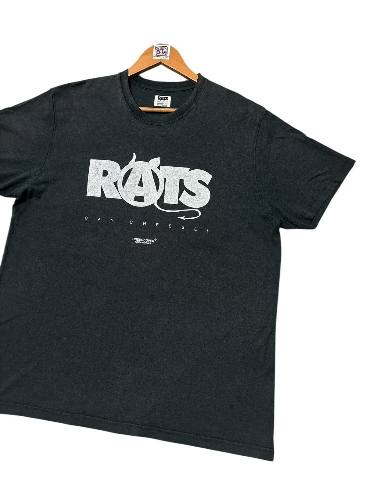 Takahiromiyashita The Soloist. × Undercover 💸BINDING OFFER💸UNDERCOVER X RATS “SAY CHEESE!” TSHIRT TEE🔥 Size US L / EU 52-54 / 3 - 2 Thumbnail