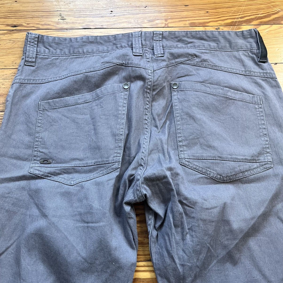 Oakley Vintage Oakley Software Tech Gray size 33 Pants 90s Y2K rare Size US 33 - 9 Thumbnail