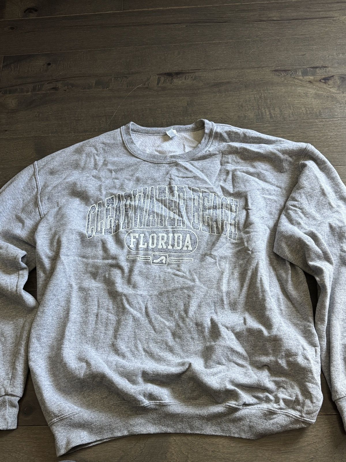 Jerzees 2000s Jerzees Clearwater Beach sweatshirt Size US XL / EU 56 / 4 - 1 Thumbnail