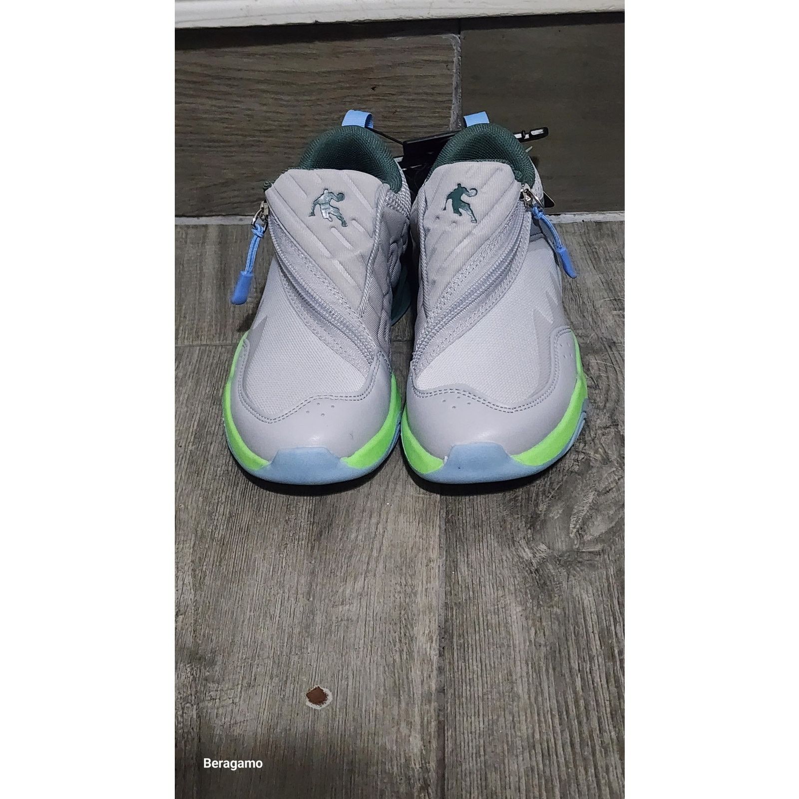 Other AND1 Little and Big Boys Zip Basketball Sneakers, size 6 Size US 6 / EU 39 - 6 Thumbnail