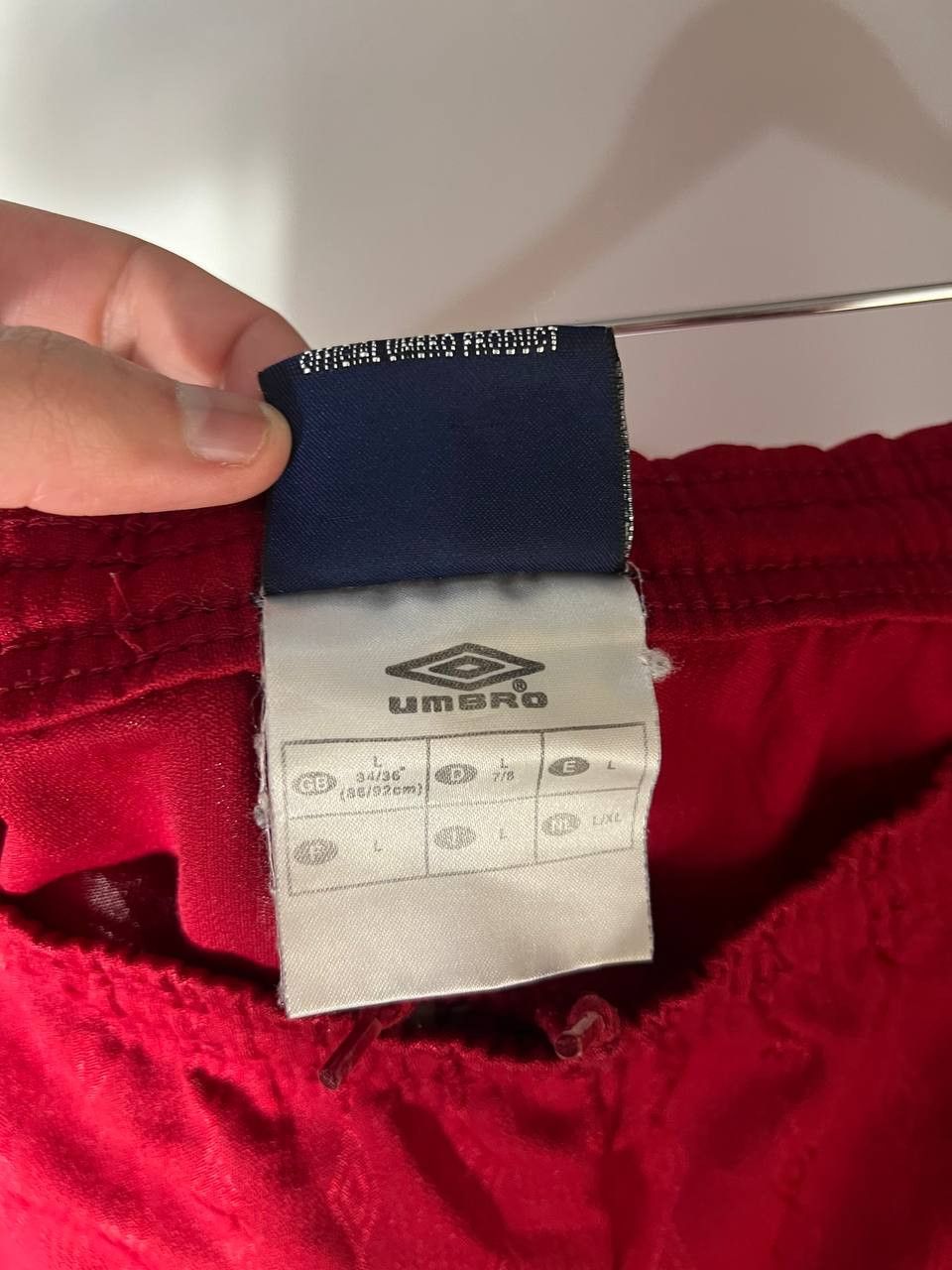 Umbro VINTAGE UMBRO ENGLAND MANCHESTER UNITED SOCCER SHORTS 90s Size US L / EU 52-54 / 3 - 4 Thumbnail