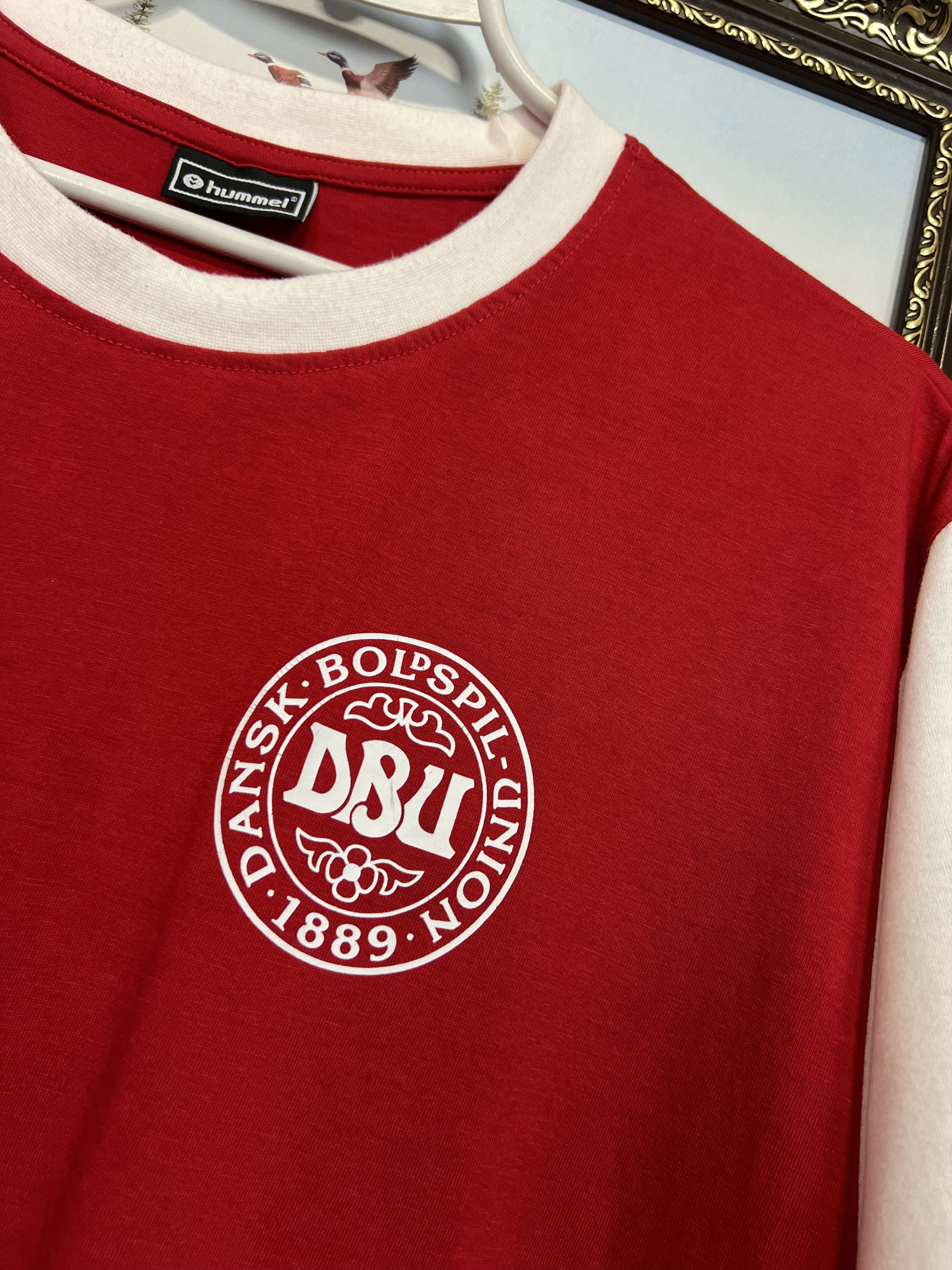 Hummel Denmark Football TRain Shirt Soccer National Jersey Trikot Size US L / EU 52-54 / 3 - 4 Thumbnail
