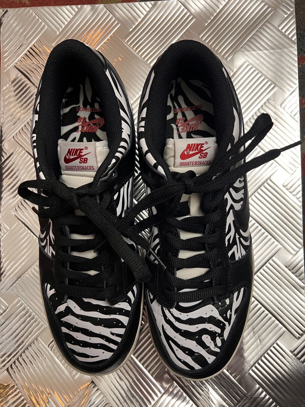 Nike SB Quartersnacks Nike SB Dunk Low 'Little Debbie's Zebra Cakes' Size US 11 / EU 44 - 3 Thumbnail