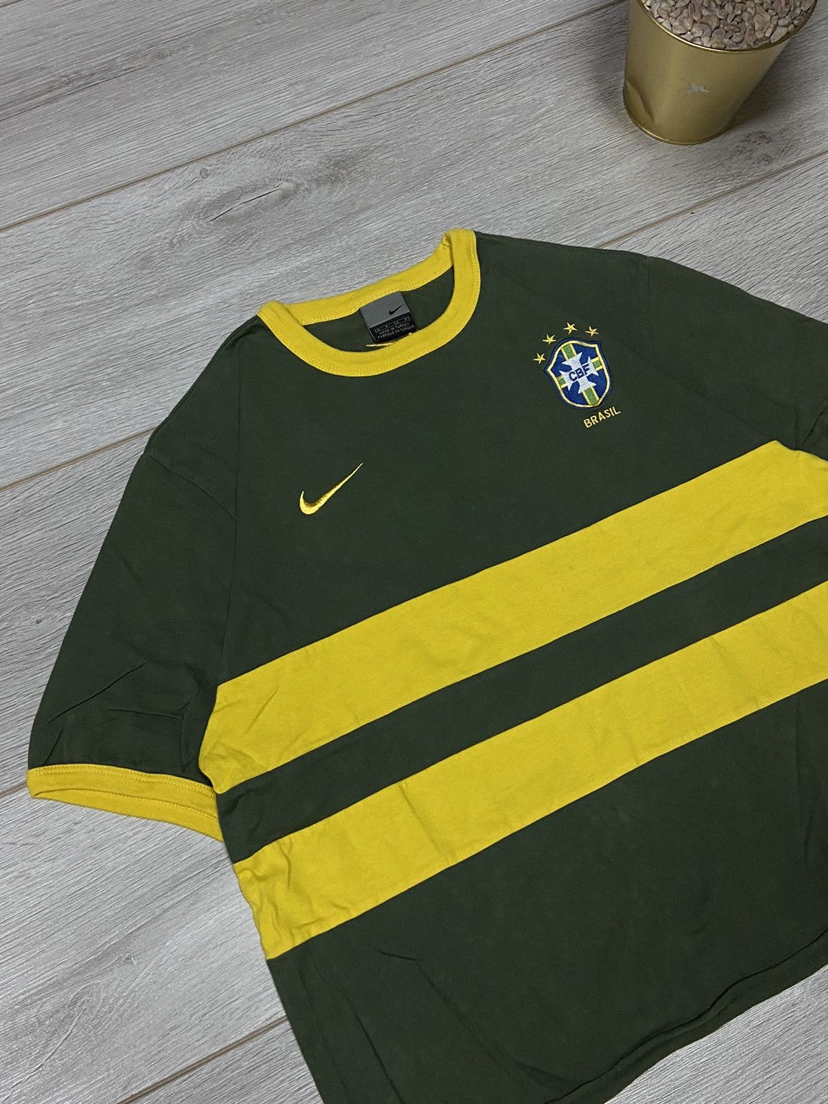 Nike Vintage Nike Blockcore CBF Brazil soccer jersey y2k Size US S / EU 44-46 / 1 - 3 Thumbnail