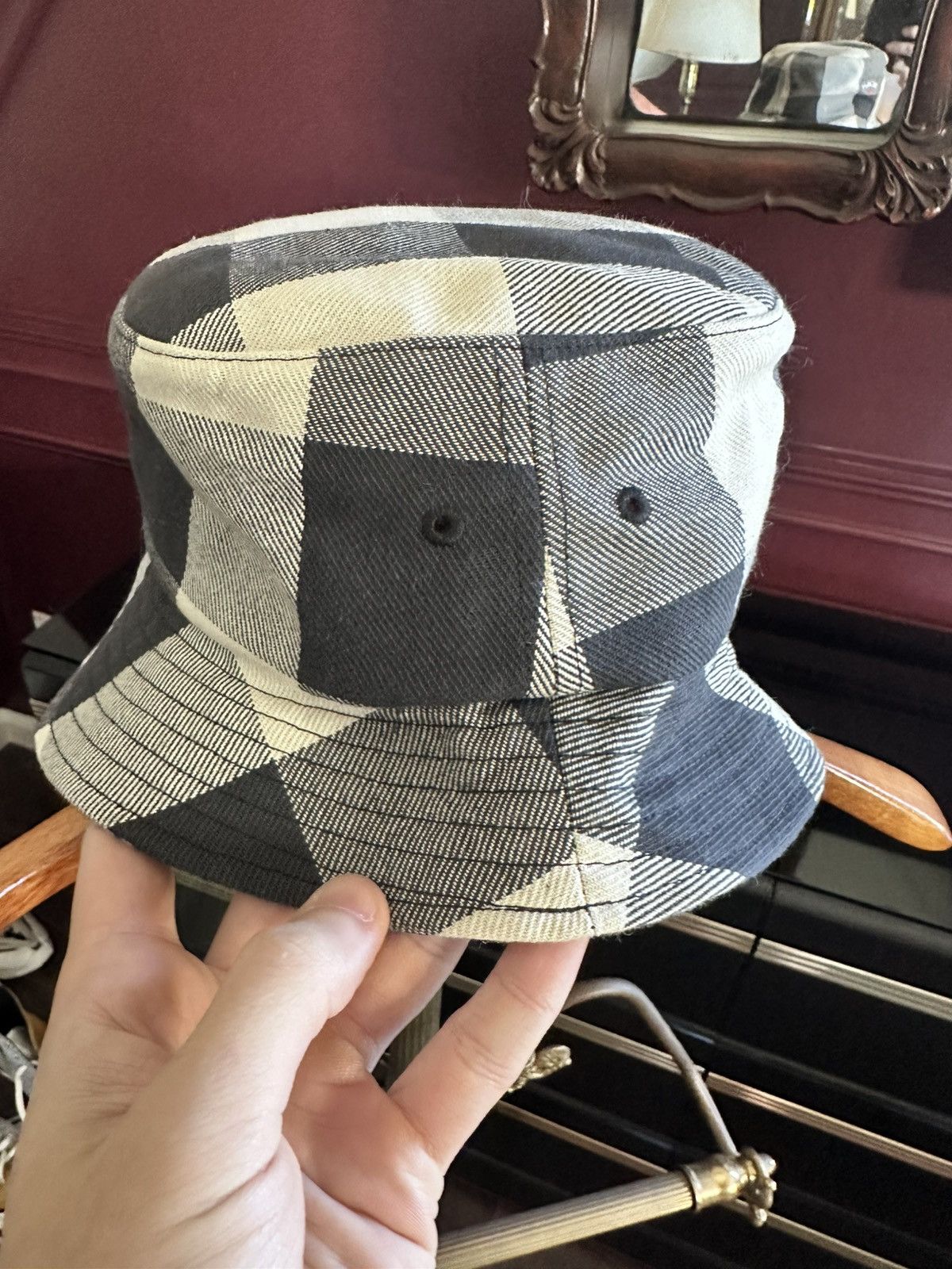 Noah NOAH NYC checkered plaid logo embroidered bucket hat Size ONE SIZE - 3 Thumbnail