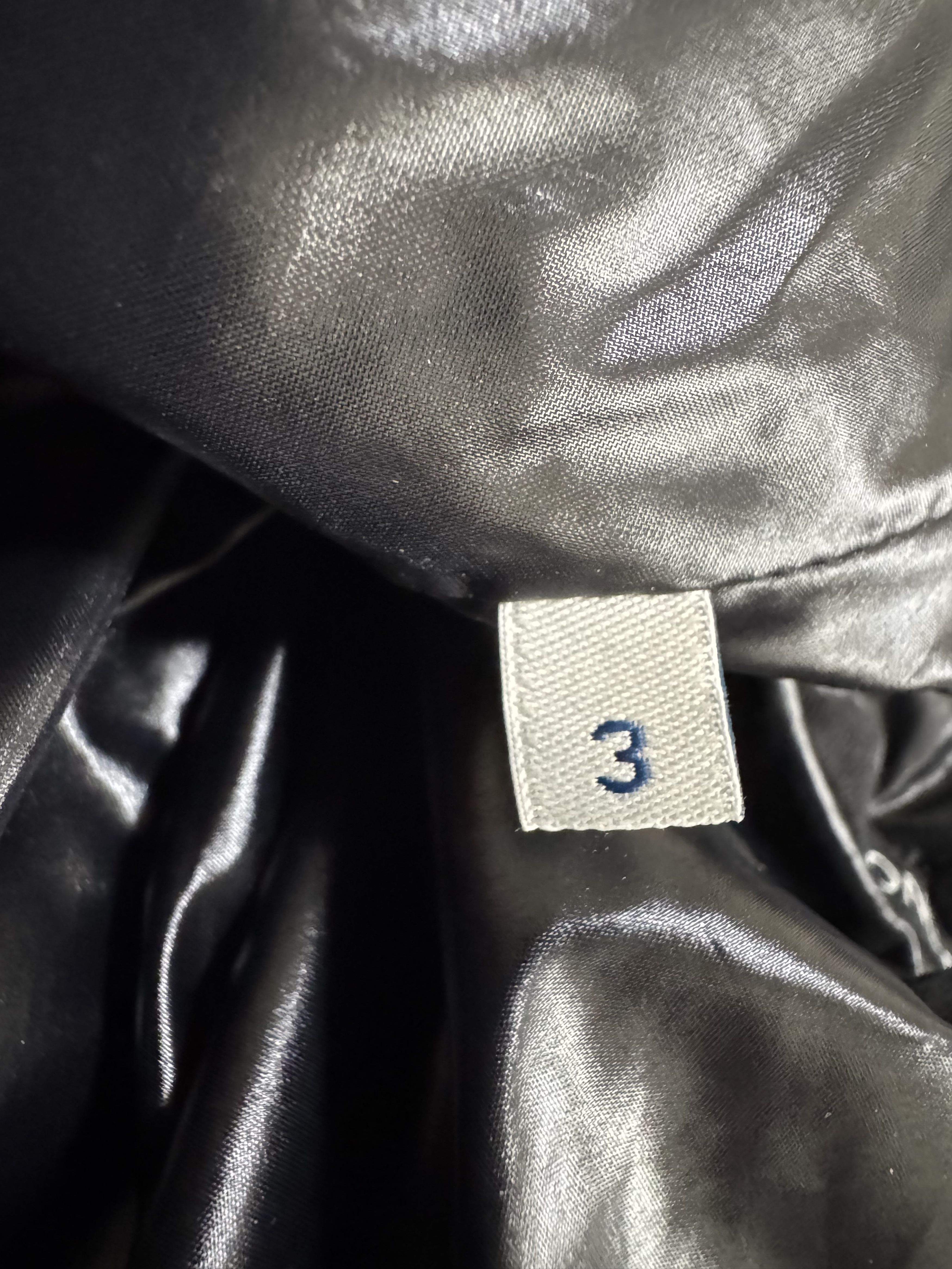 Moncler AUTH MONCLER GIDAYU BLACK JACKET (SIZE 3 – FITS MED / LRG) Size US L / EU 52-54 / 3 - 12 Thumbnail