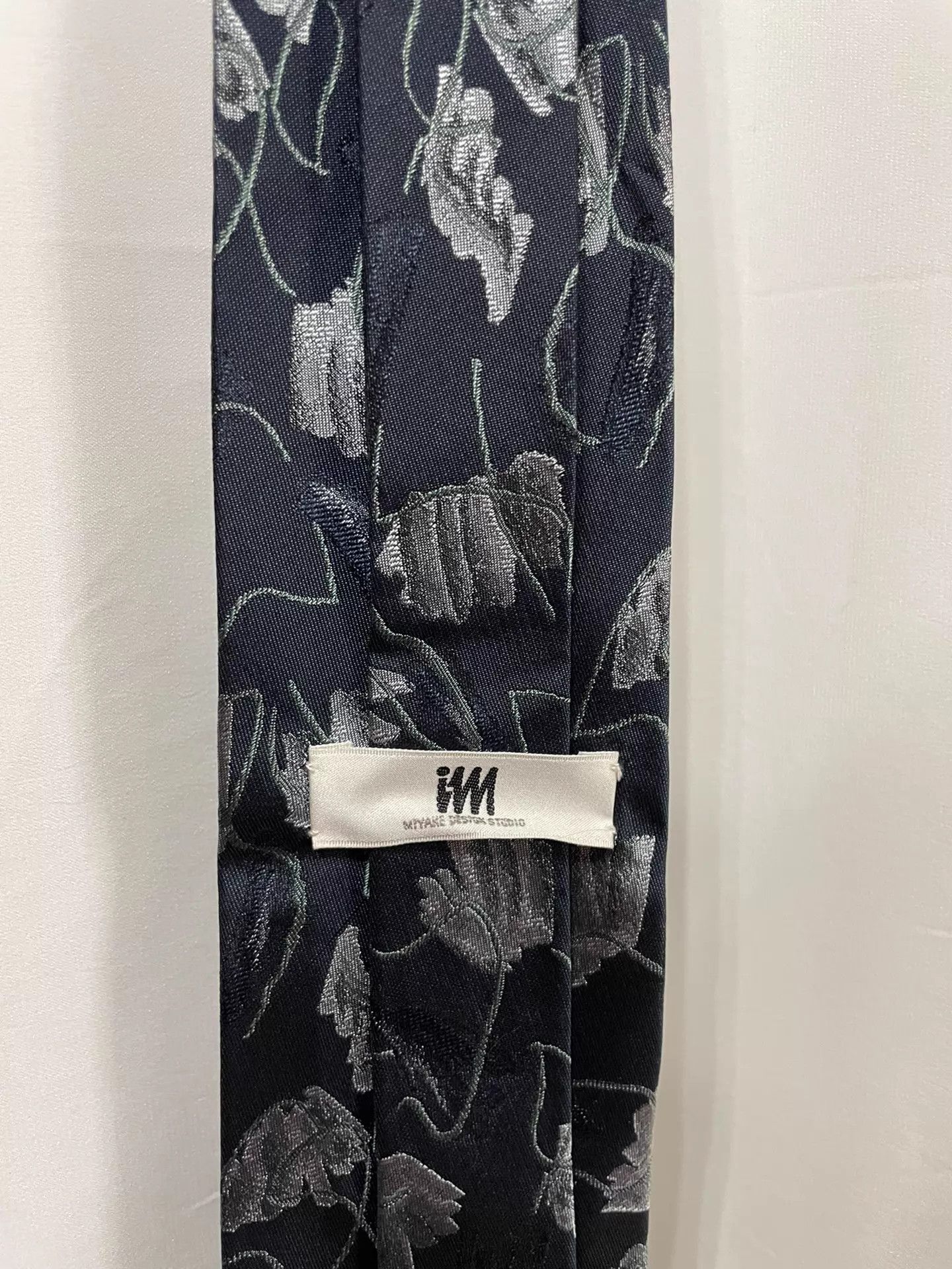 Issey Miyake Issey Miyake Vintage Fun Abstract Pattern Silk Tie Size ONE SIZE - 4 Thumbnail