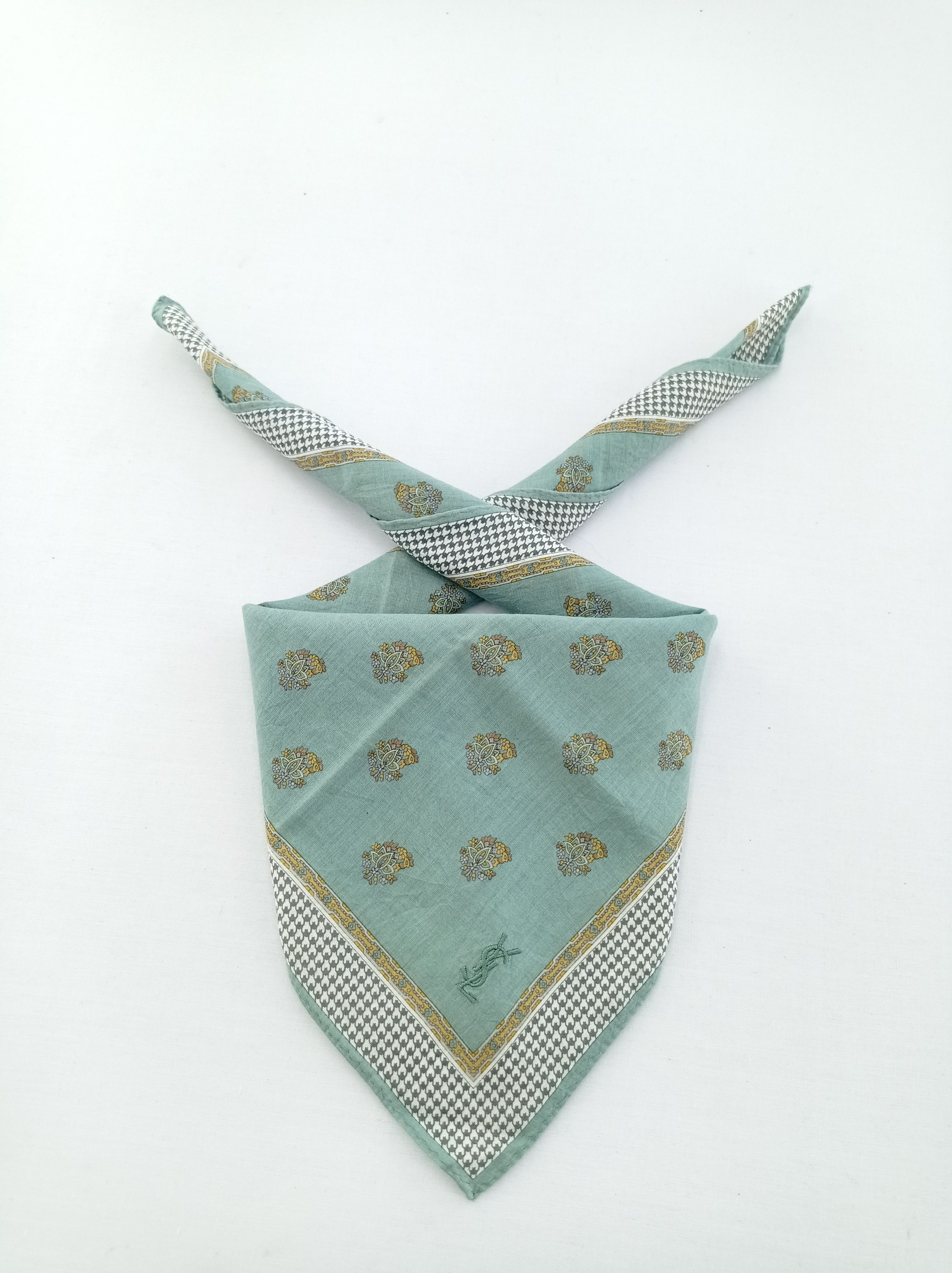 Vintage Vintage Yves Saint Laurent Handkerchief / Neckwear / Bandana Size ONE SIZE - 1 Thumbnail