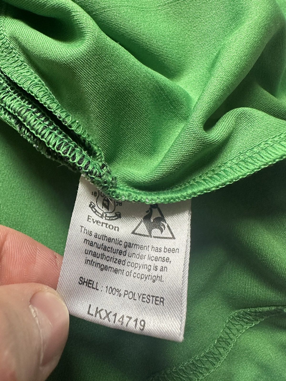 Vintage Vintage Everton Goalkeeper soccer jersey green rare size XL Size US XL / EU 56 / 4 - 6 Thumbnail