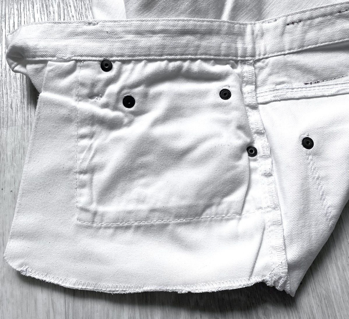 Dsquared2 Dsquared2 Archival SS'08 White Denim Shorts Vintage Jeans Size US 34 / EU 50 - 7 Thumbnail