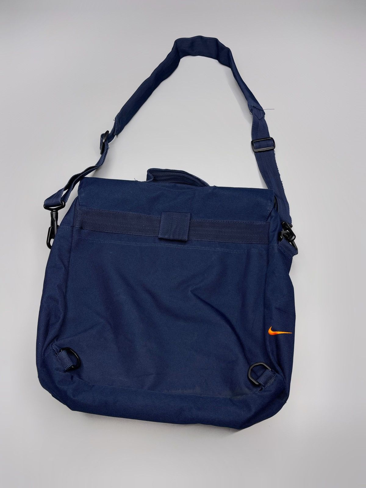 Nike × Vintage Vintage Y2k Nike Messenger Bag 2 in 1 Size ONE SIZE - 5 Thumbnail