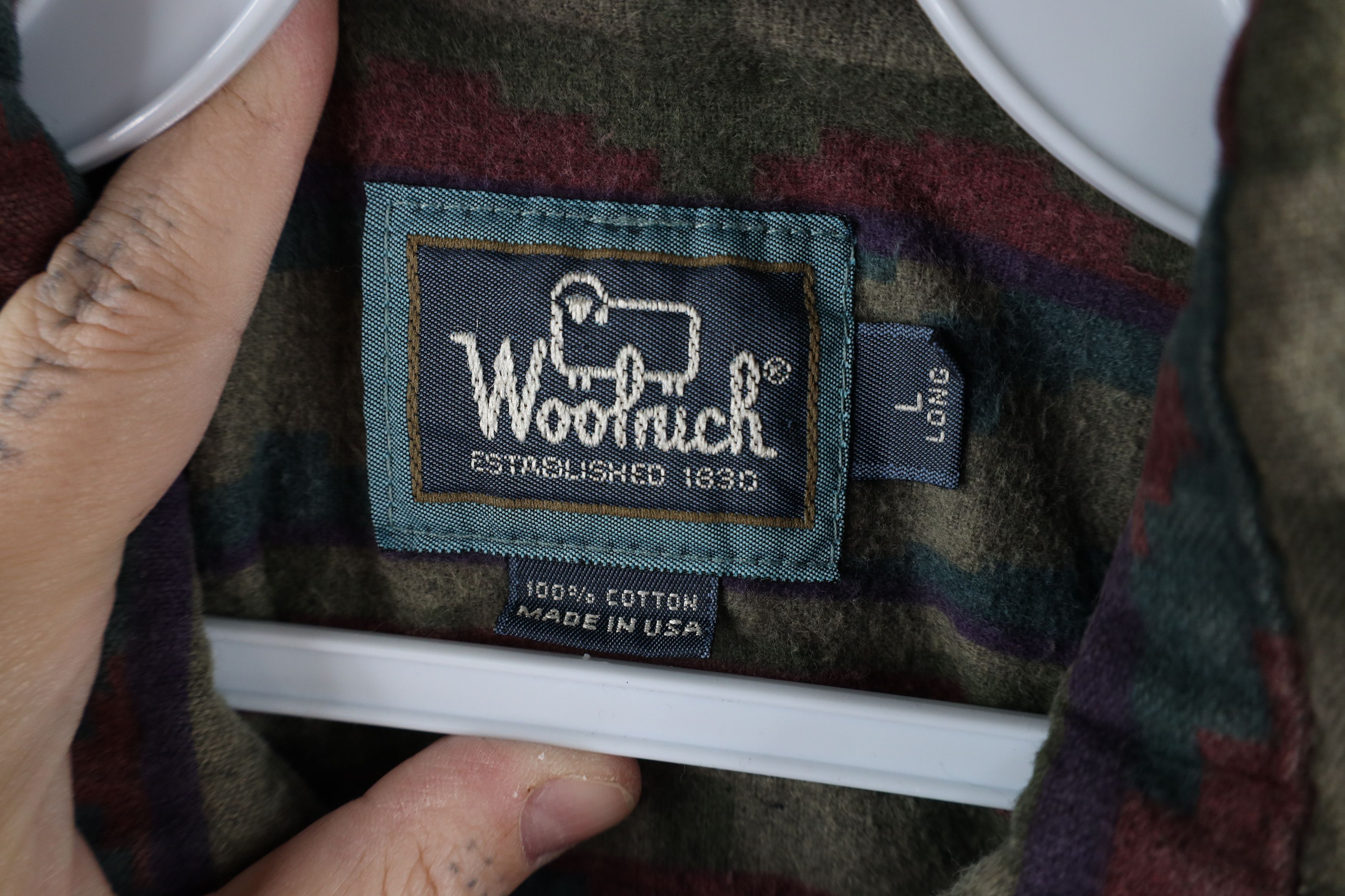 Vintage × Woolrich Woolen Mills Vintage 90s Woolrich Southwestern Chamois Cloth Button Shirt Size US L / EU 52-54 / 3 - 9 Thumbnail