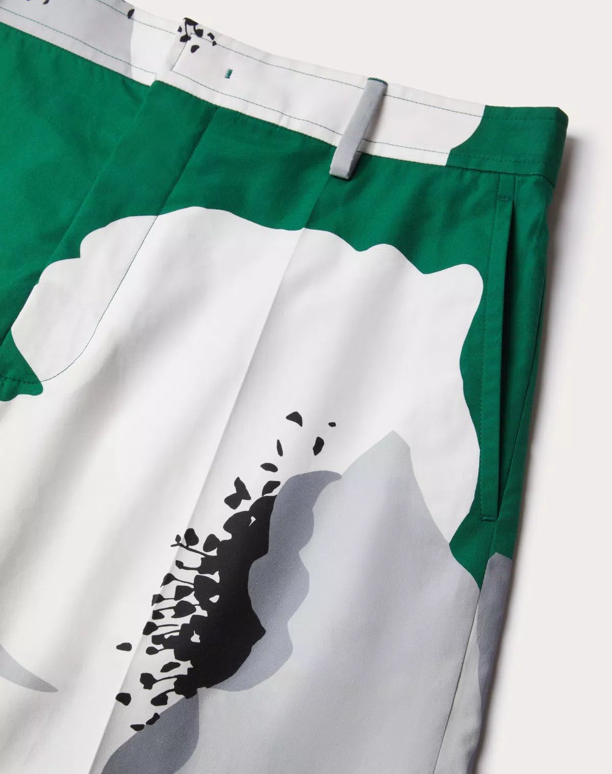 Valentino oc11z0725 Cotton Poplin Bermuda Shorts in White/Green Size US 28 / EU 44 - 7 Thumbnail