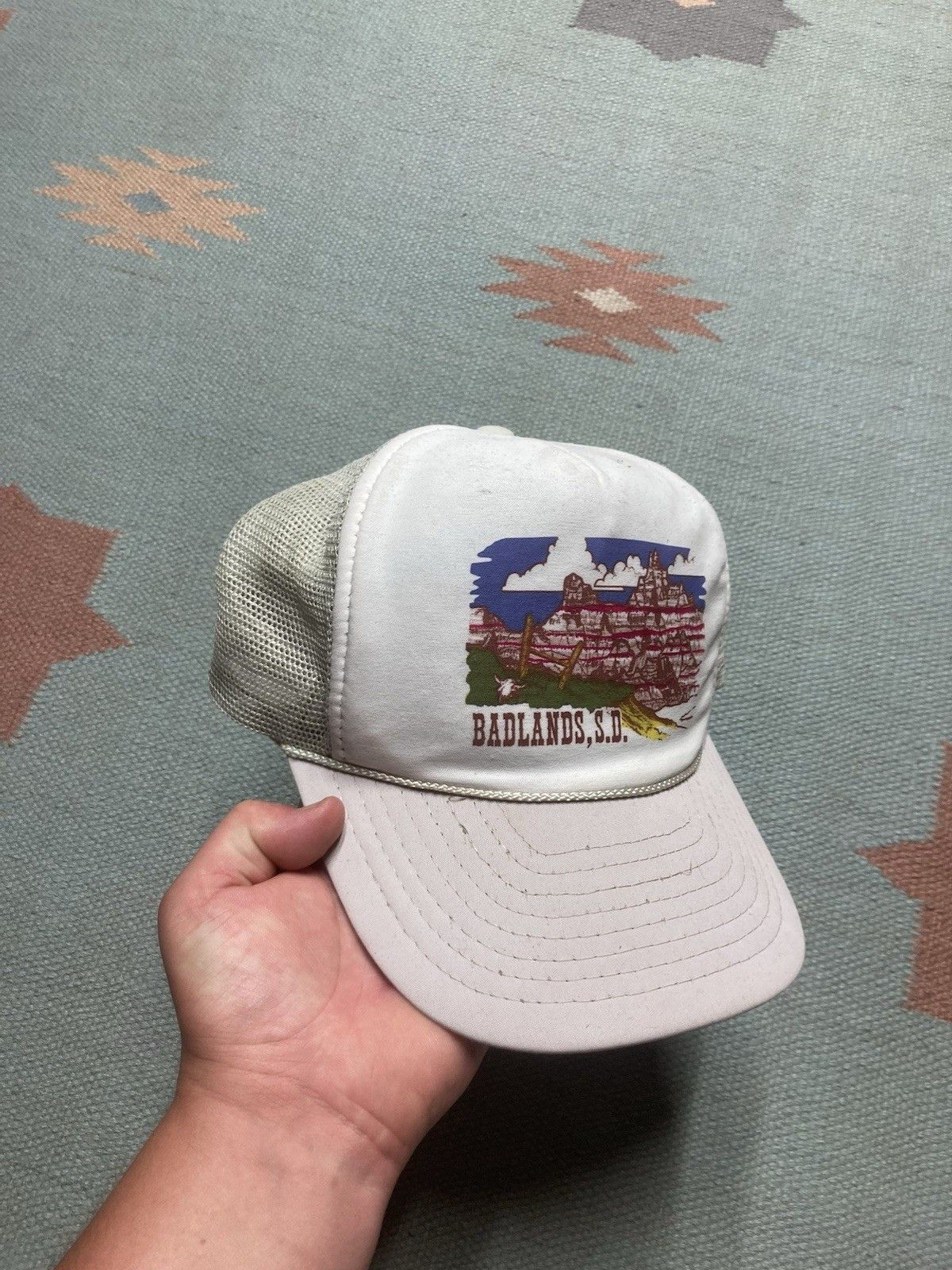 Vintage Vintage trucker hat badlands South Dakota mountains nature Size ONE SIZE - 1 Thumbnail