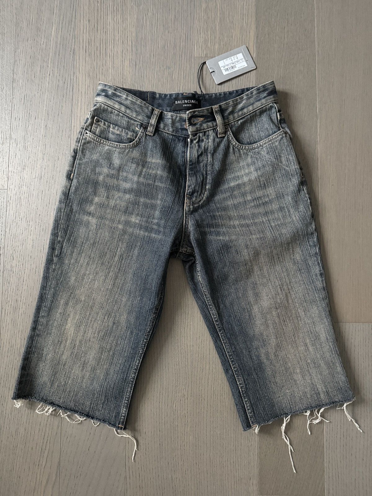 Balenciaga Balenciaga Slim Denim Shorts Size US 28 / EU 44 - 1 Thumbnail