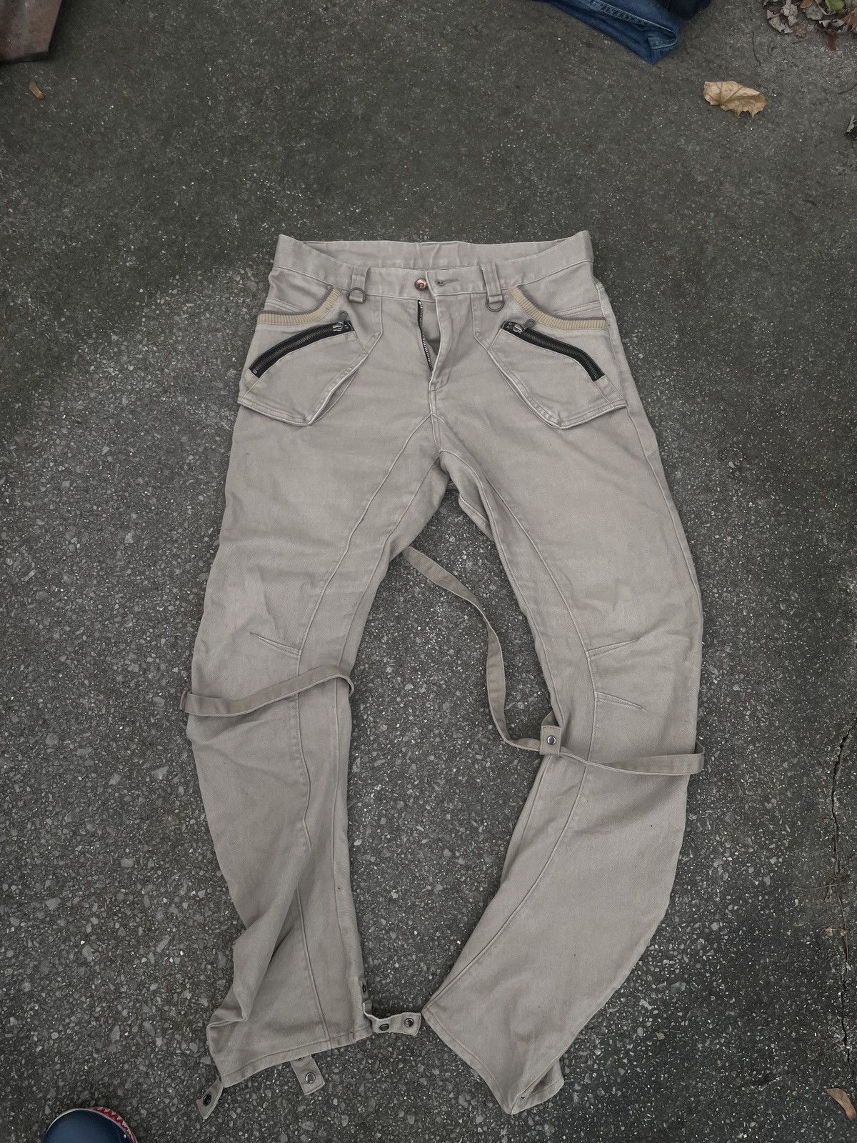 archive cargo banana pants