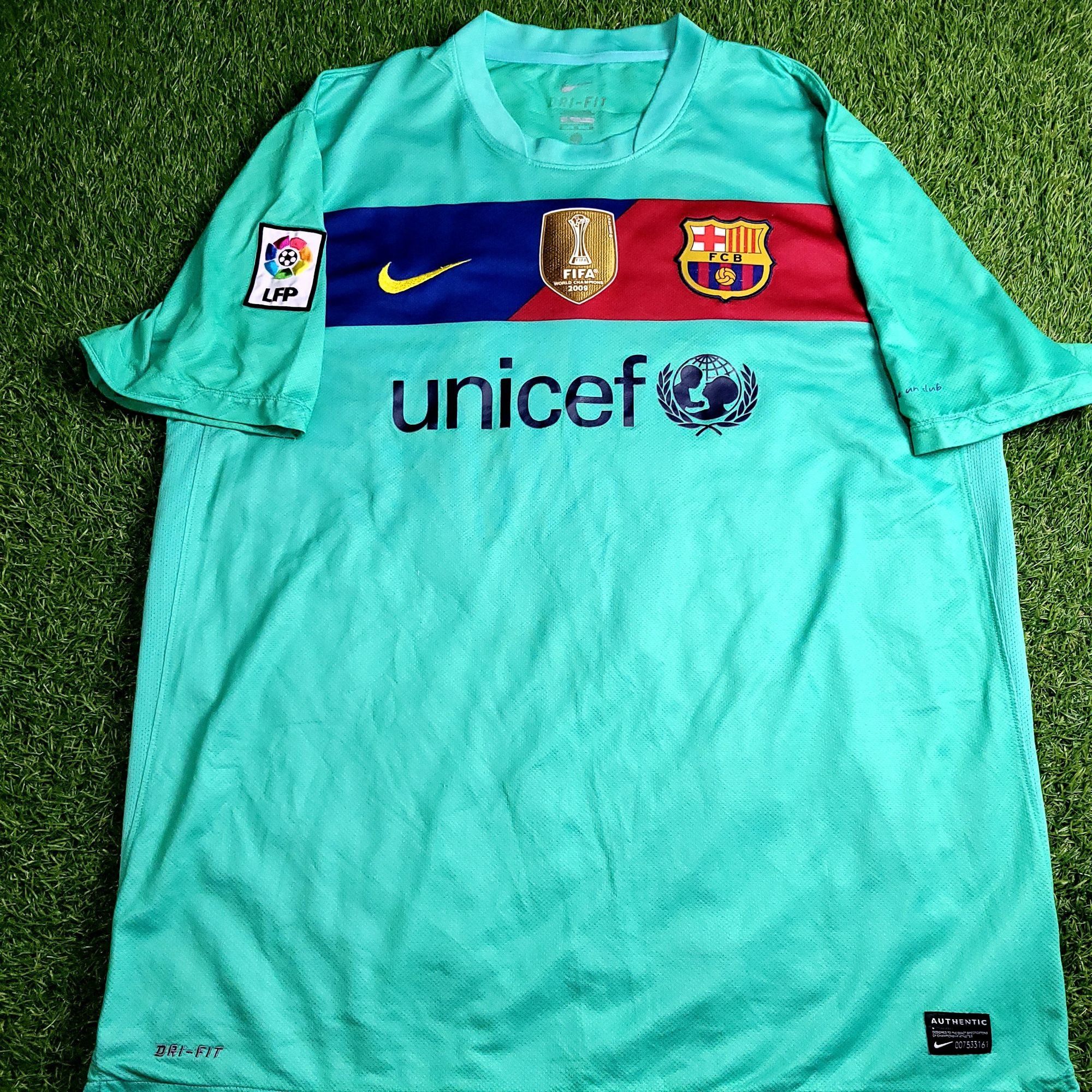 Nike Messi Barcelona 2010 2011 Away Soccer Jersey XL Size US XL / EU 56 / 4 - 3 Thumbnail