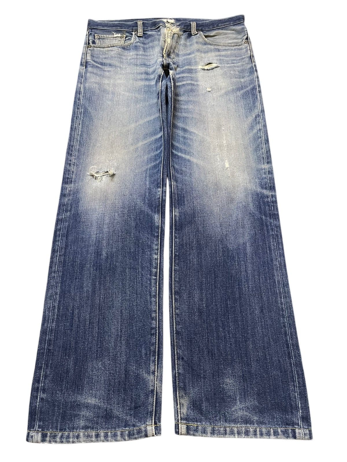 Uniqlo Vintage Japanese Uniqlo Faded Wash Distress Style Loose Jean Size US 34 / EU 50 - 1 Thumbnail