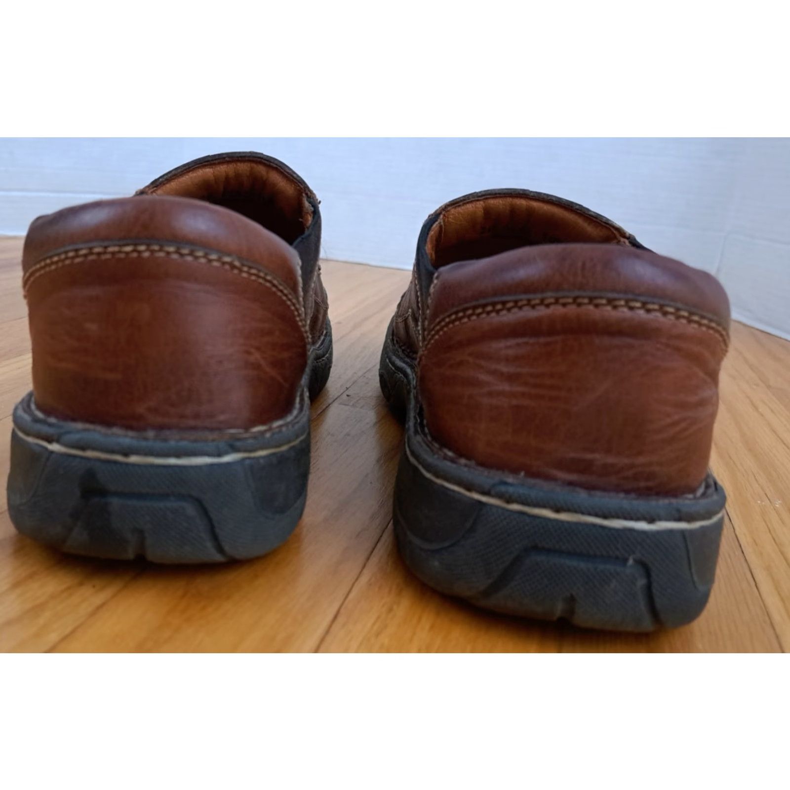 Johnston & Murphy VINTAGE Johnston & Murphy Brown Leather Stitched Uppers Slip-On sz 10.5 M US Dress Oxford Men's Shoes Size US 10 / EU 43 - 7 Thumbnail