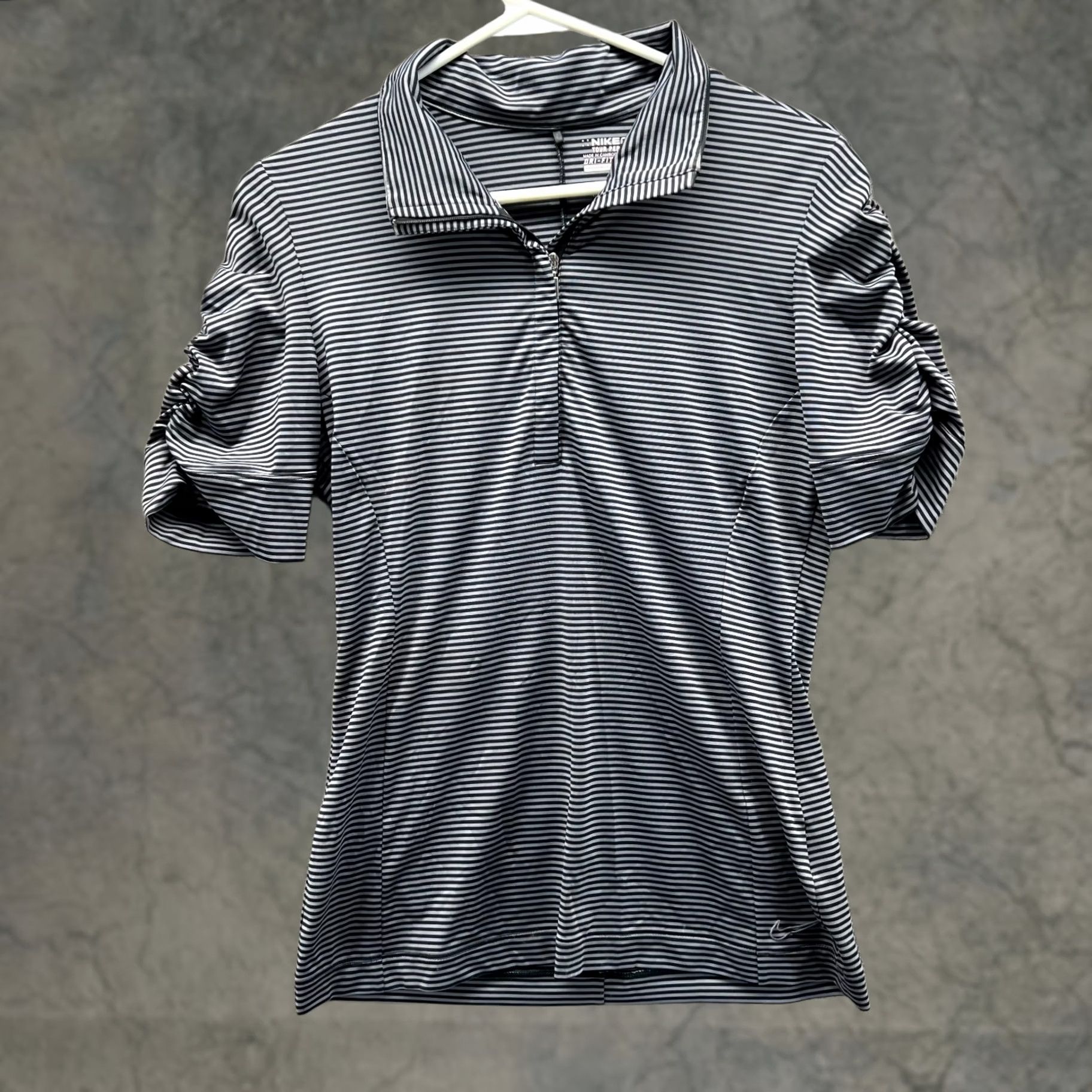Nike VINTAGE Nike Polo Shirt Womens Small Black Gray Striped Dri-Fit Tour Performance Swoosh Polo Golf Tour 80s-90s Womens Size S / US 4 / IT 40 - 1 Thumbnail