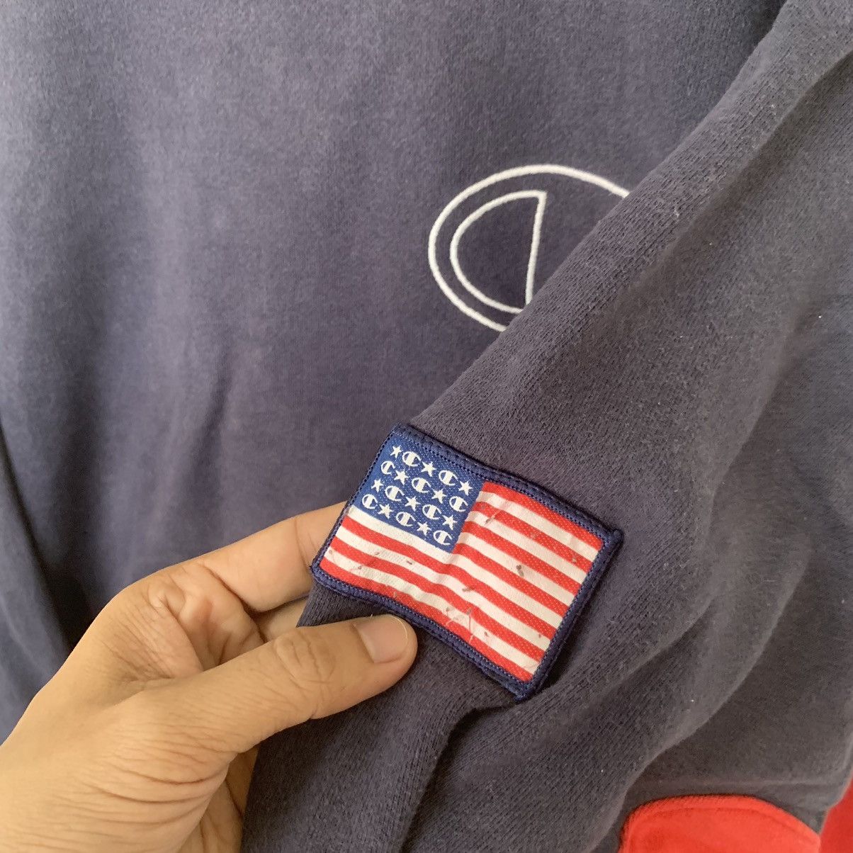 Champion × Vintage Rare Big Logo Champion Sweatshirt XL size Size US XL / EU 56 / 4 - 5 Thumbnail