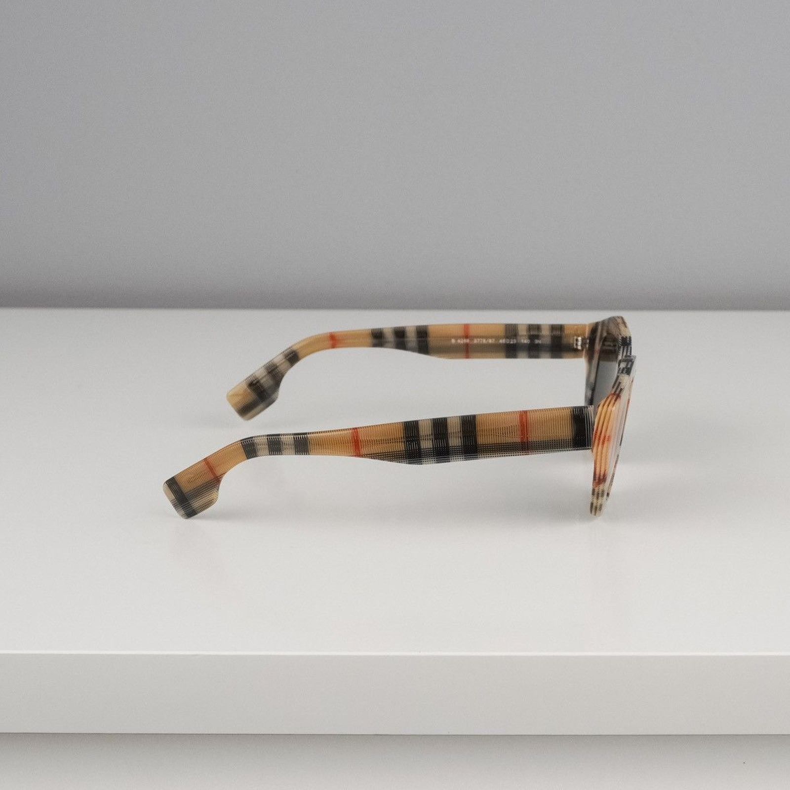 Burberry Iconic burberry check monogram transparent sunglasses Size ONE SIZE - 3 Thumbnail