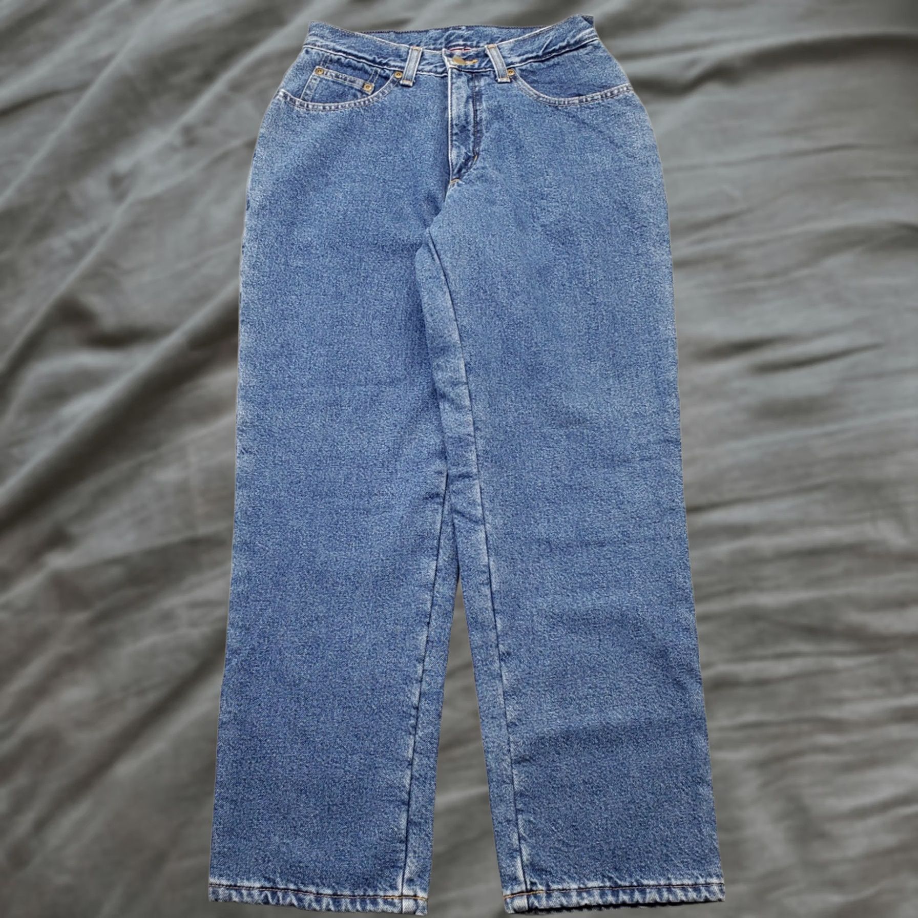 Vintage L.L. Bean Jeans Women 6P Blue Denim Fleece Lined Relaxed Straight Leg 5-Pocket Design Size 6P Womens Jeans Size 28" / US 6 / IT 42 - 1 Thumbnail