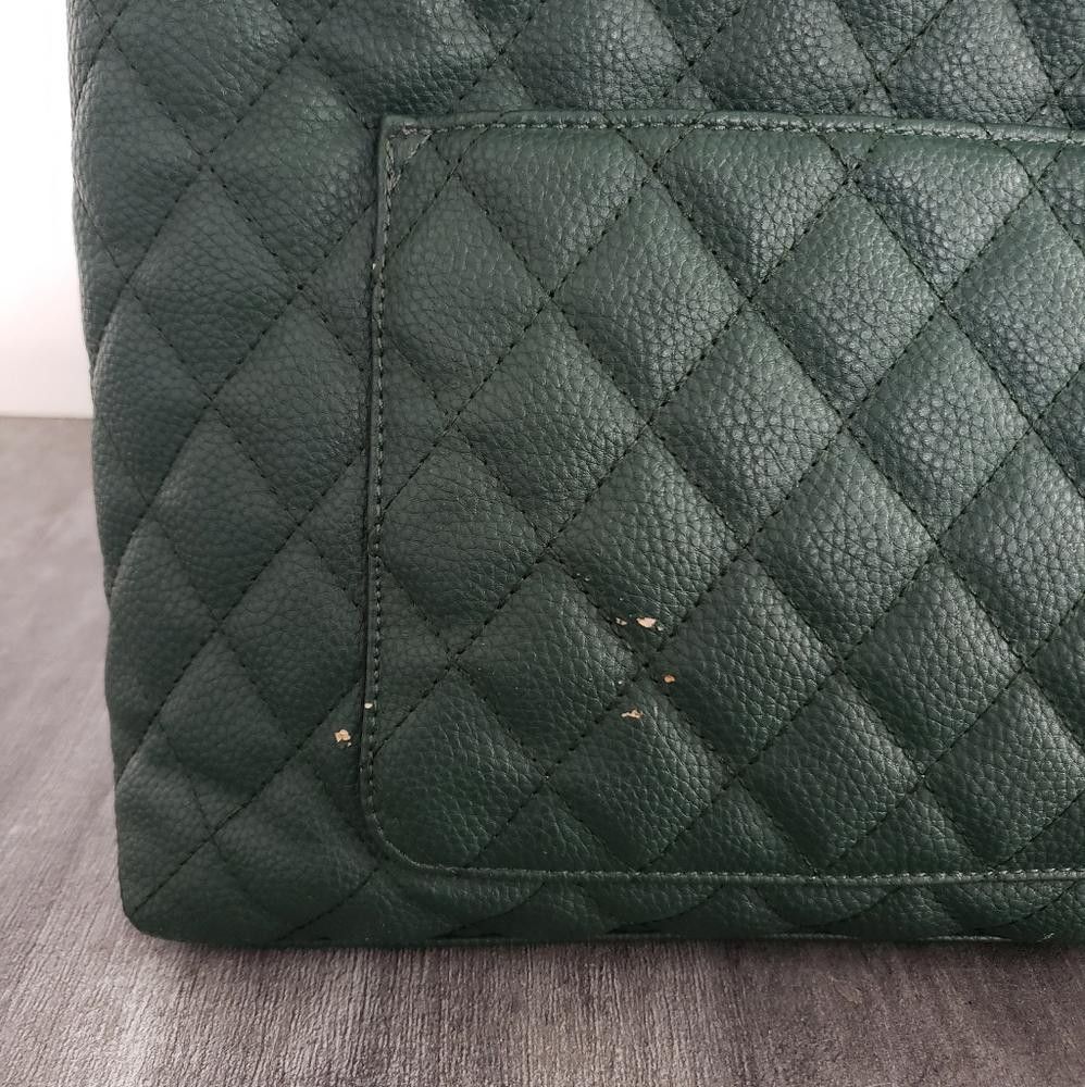 Designer Olive Quilted Attention Classic Handbag Size ONE SIZE - 3 Thumbnail