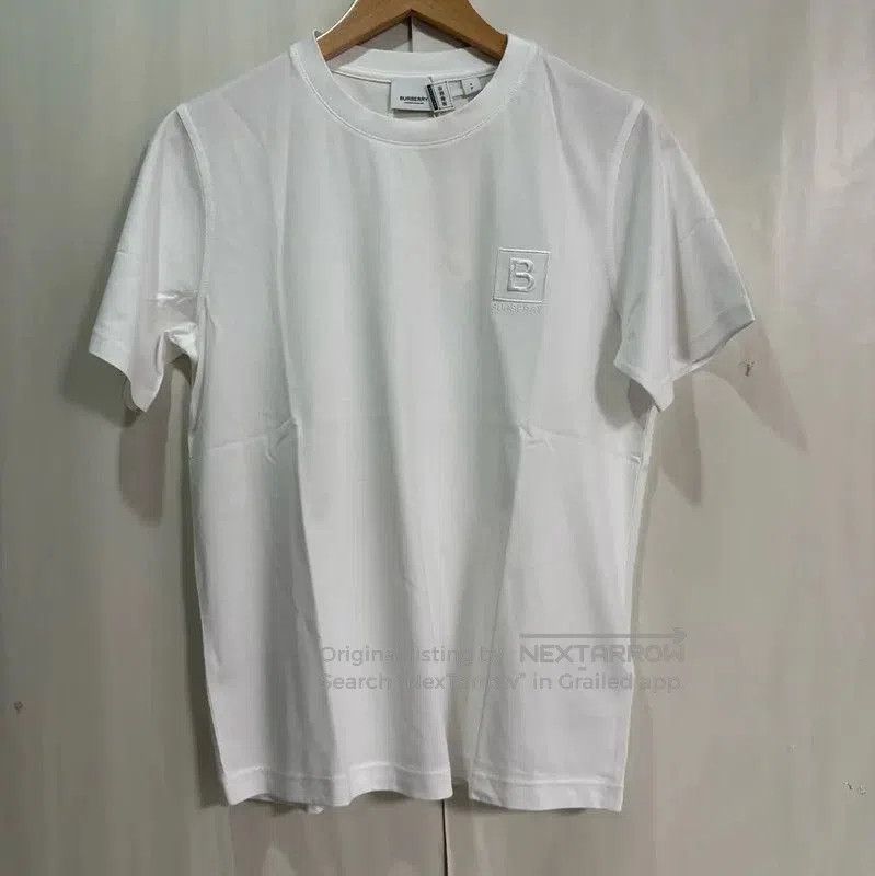 Burberry Burberry Embroidered Cotton Short Sleeve T-Shirt. Size XXS / US 00 / IT 34 - 1 Thumbnail