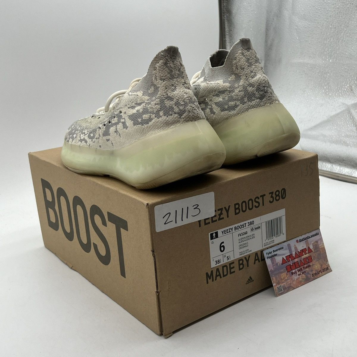 Adidas Yeezy boost 380 alien Size US 6 / EU 39 - 4 Thumbnail