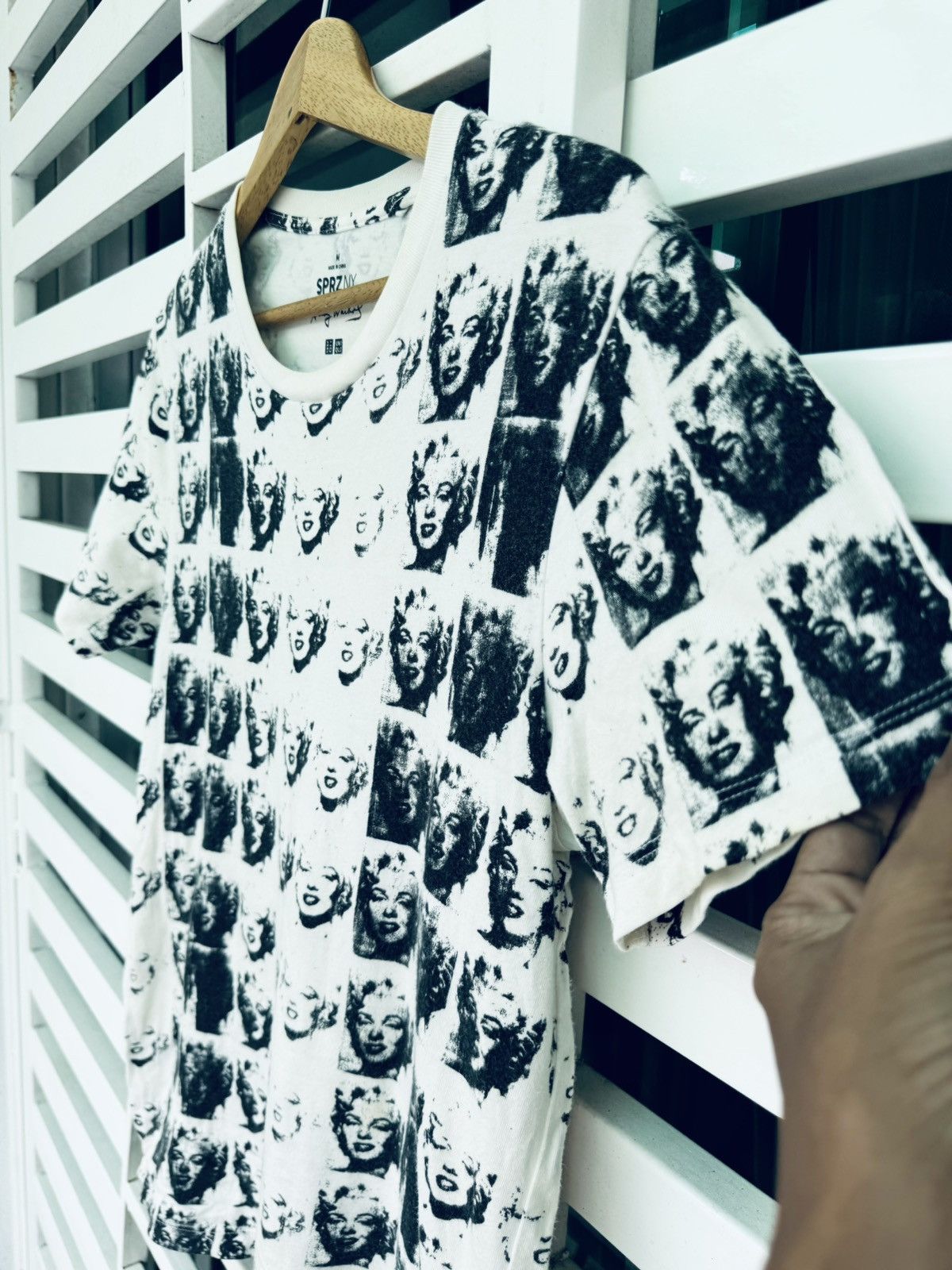 Andy Warhol × Uniqlo Uniqlo X SPRZNY X Andy Warhol - Full Print Manroe Size M / US 6-8 / IT 42-44 - 3 Thumbnail