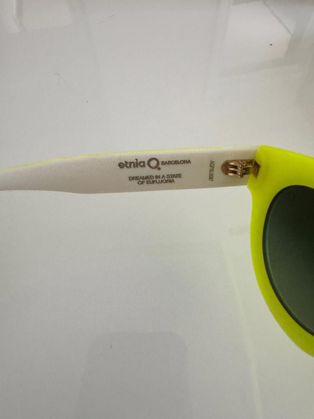 Etnia Barcelona NEW Etnia Barcelona THE KAHLO - YW Yellow | Sunglasses Size ONE SIZE - 4 Thumbnail